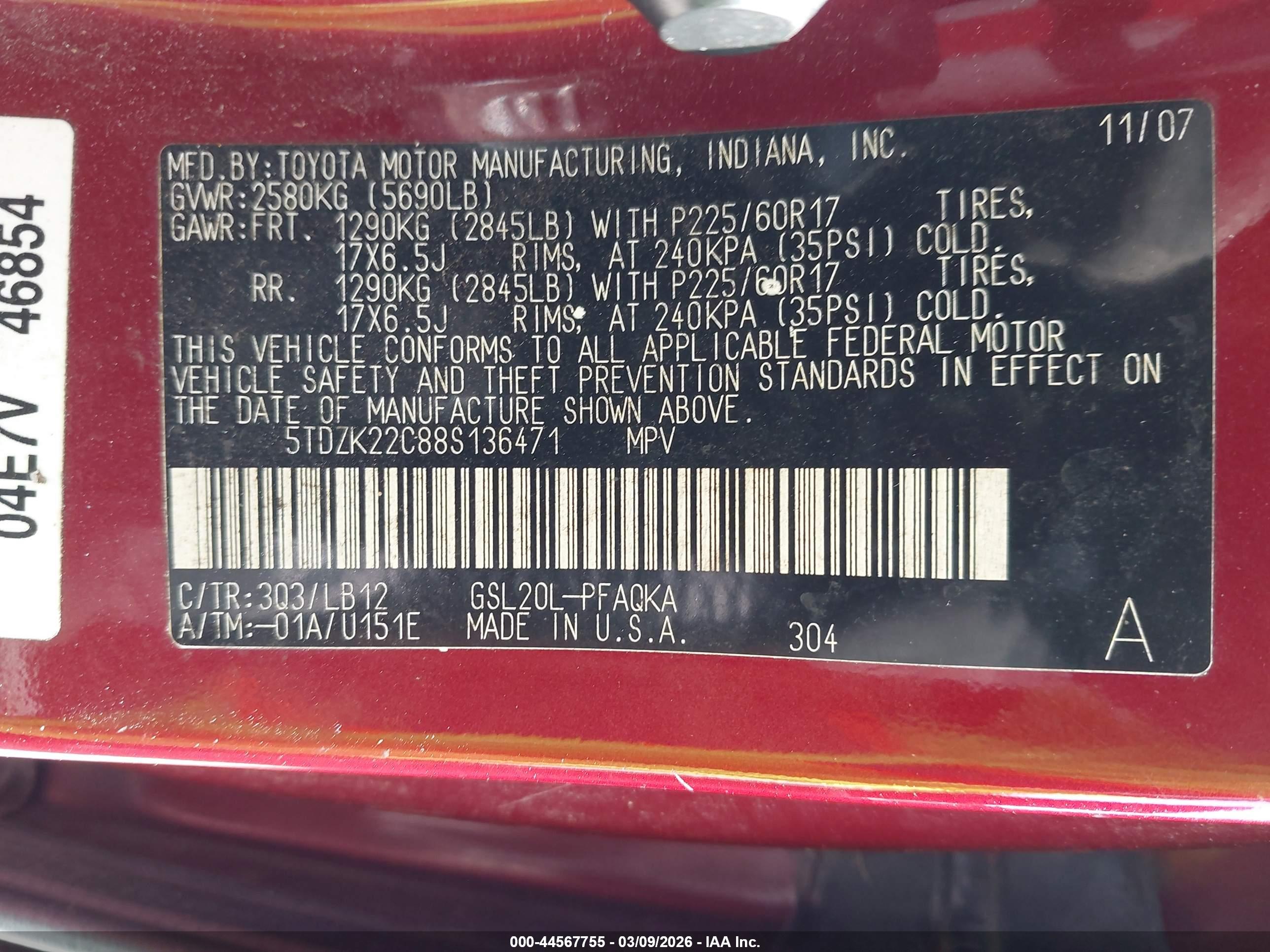 TOYOTA SIENNA image 9
