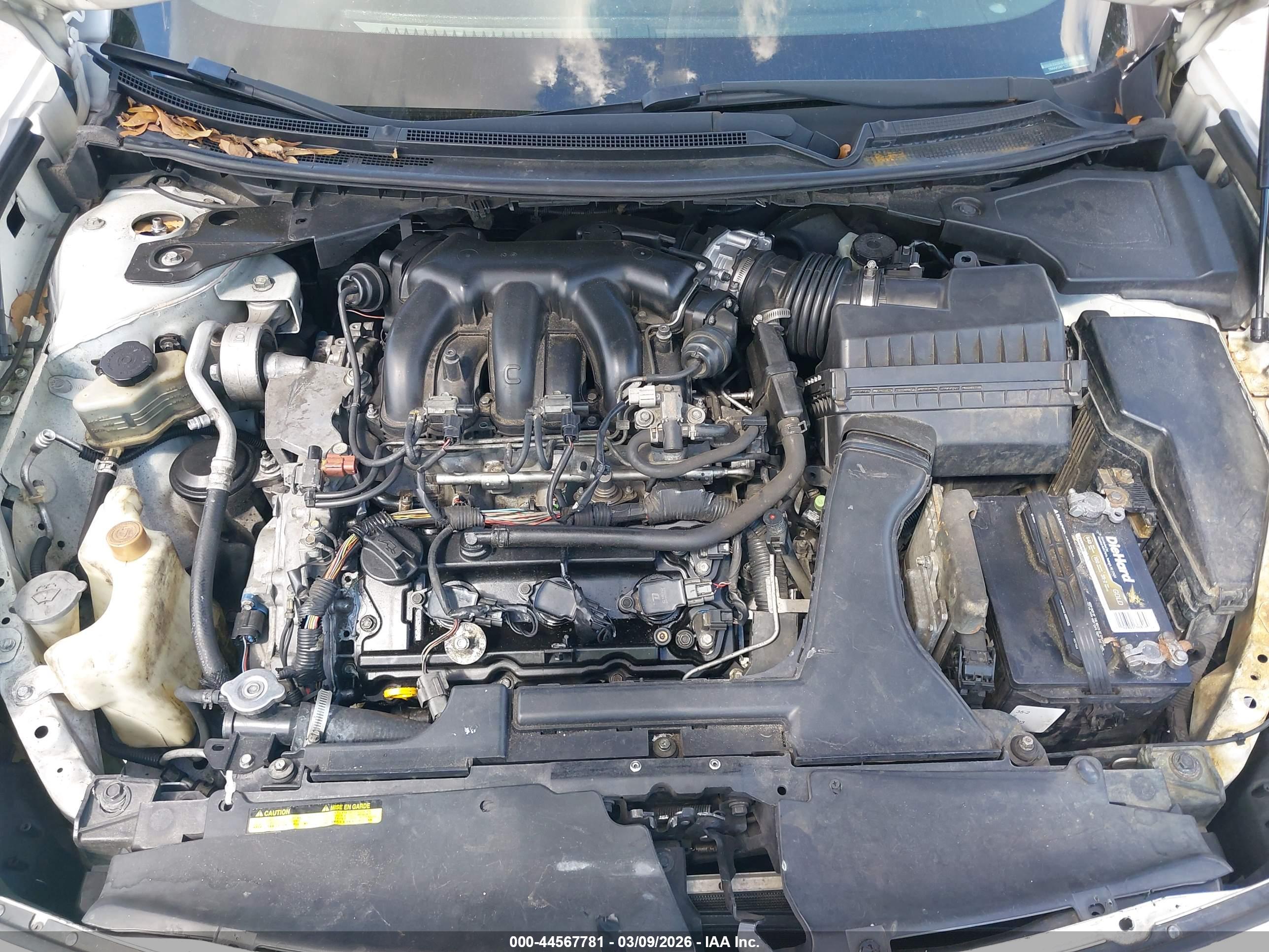 NISSAN MAXIMA image 10