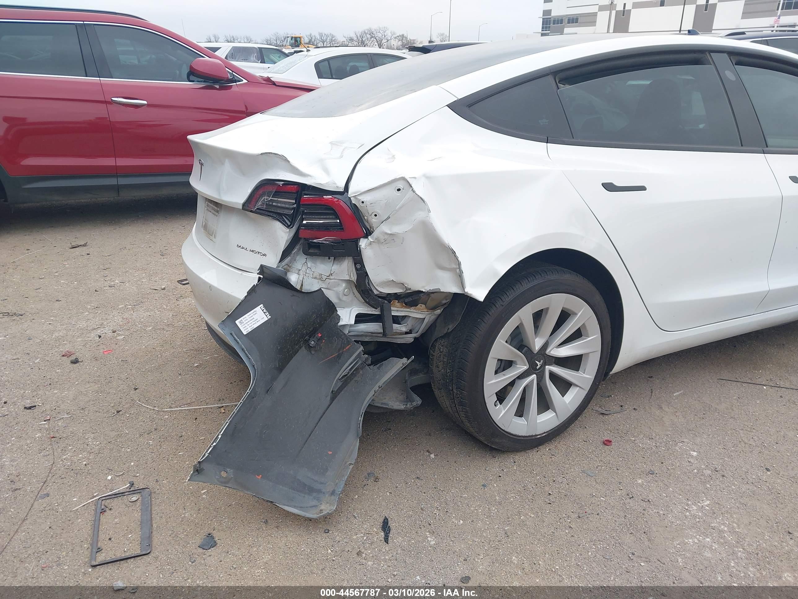 TESLA MODEL image 6