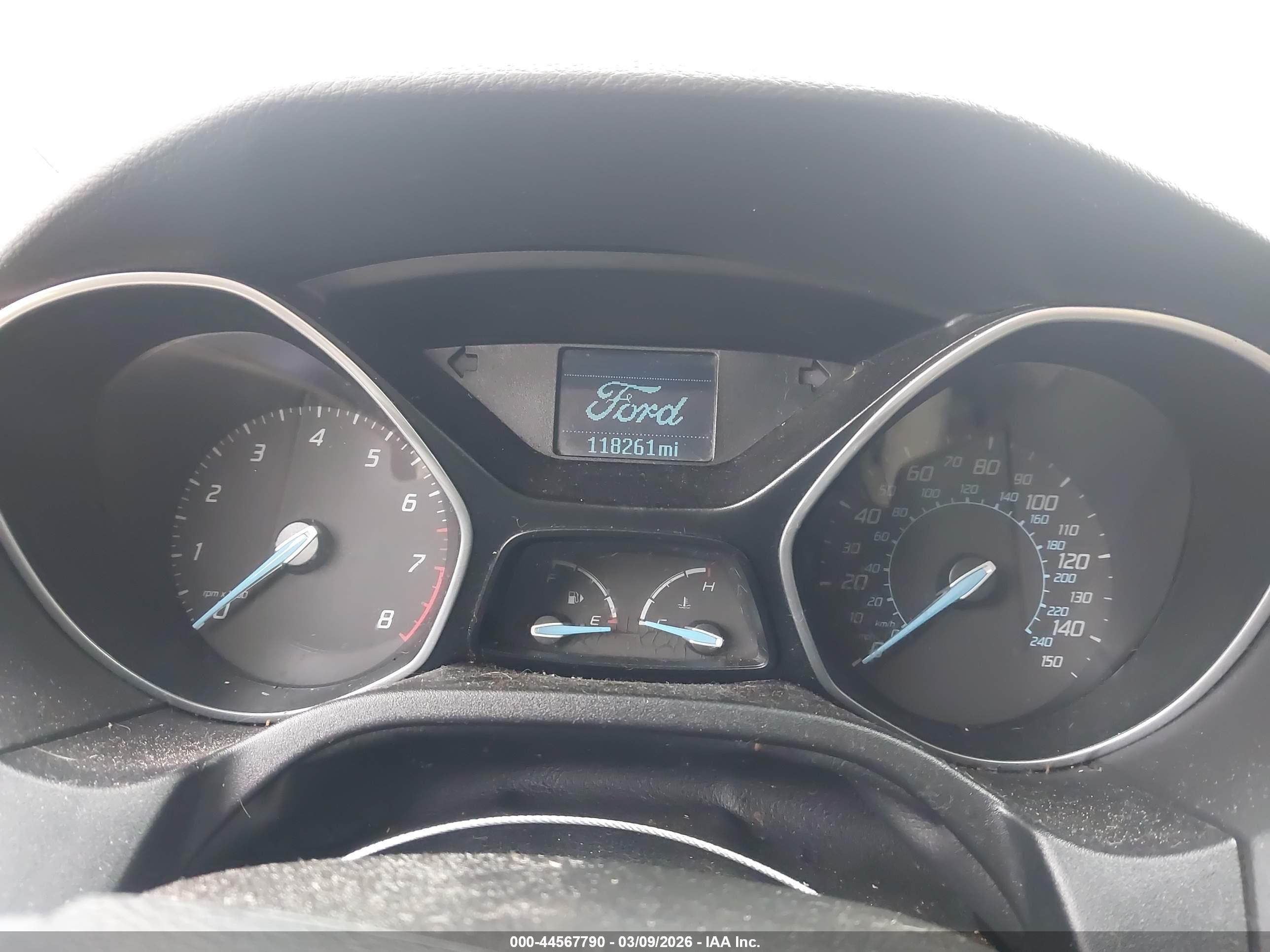FORD FOCUS image 7