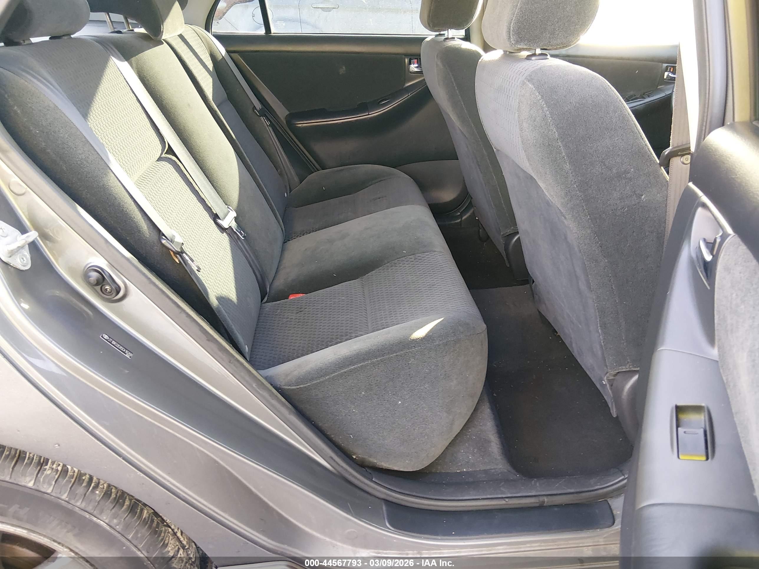 TOYOTA COROLLA image 8
