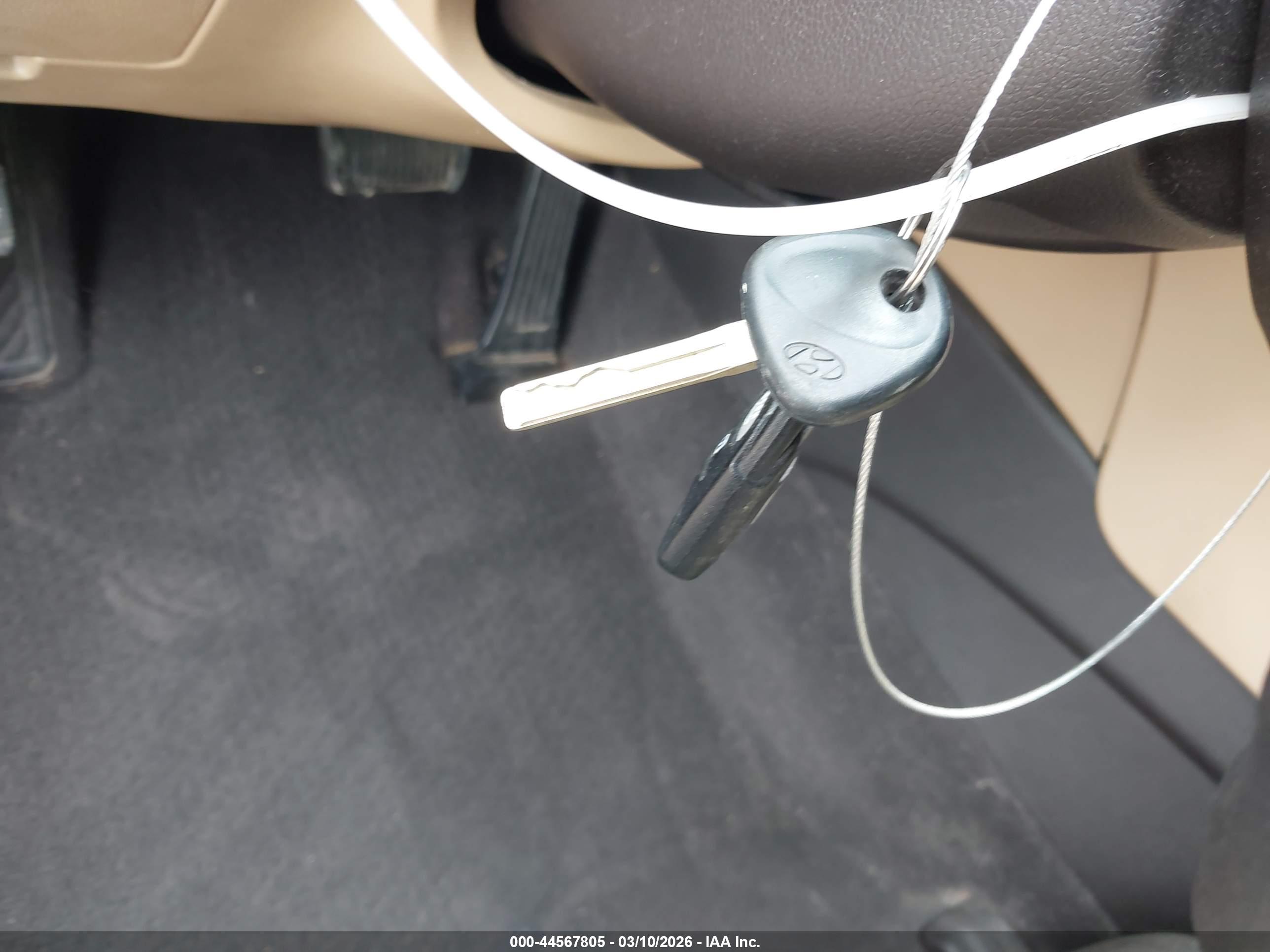 HYUNDAI SONATA image 11