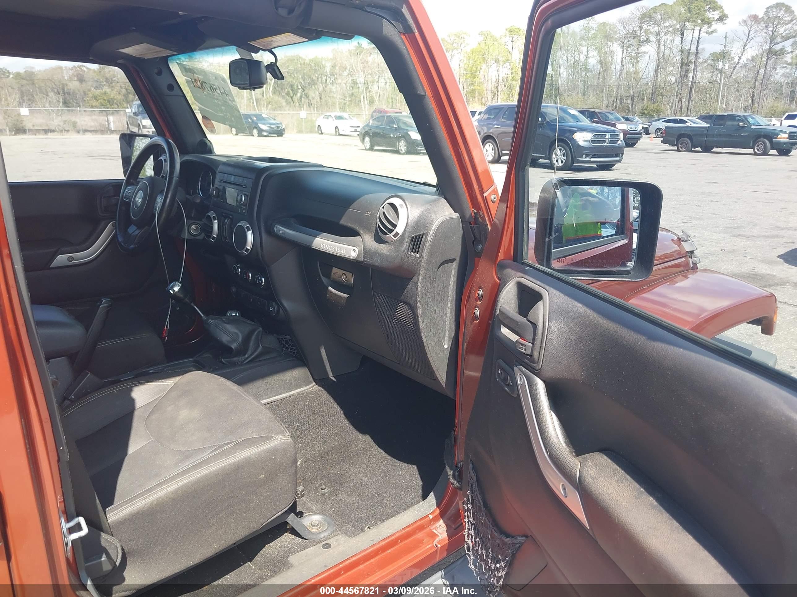 JEEP WRANGLER image 5