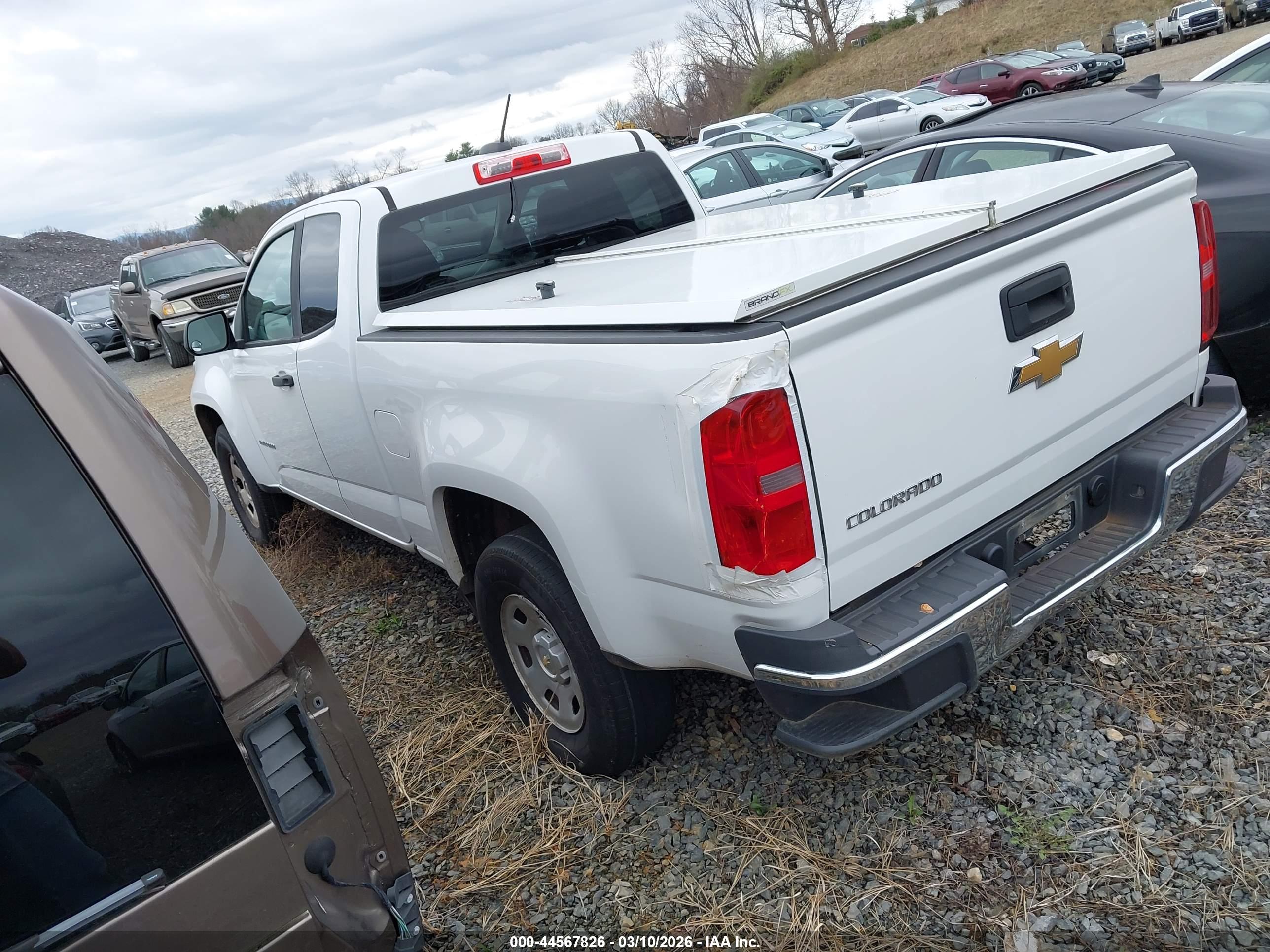 CHEVROLET COLORADO image 3