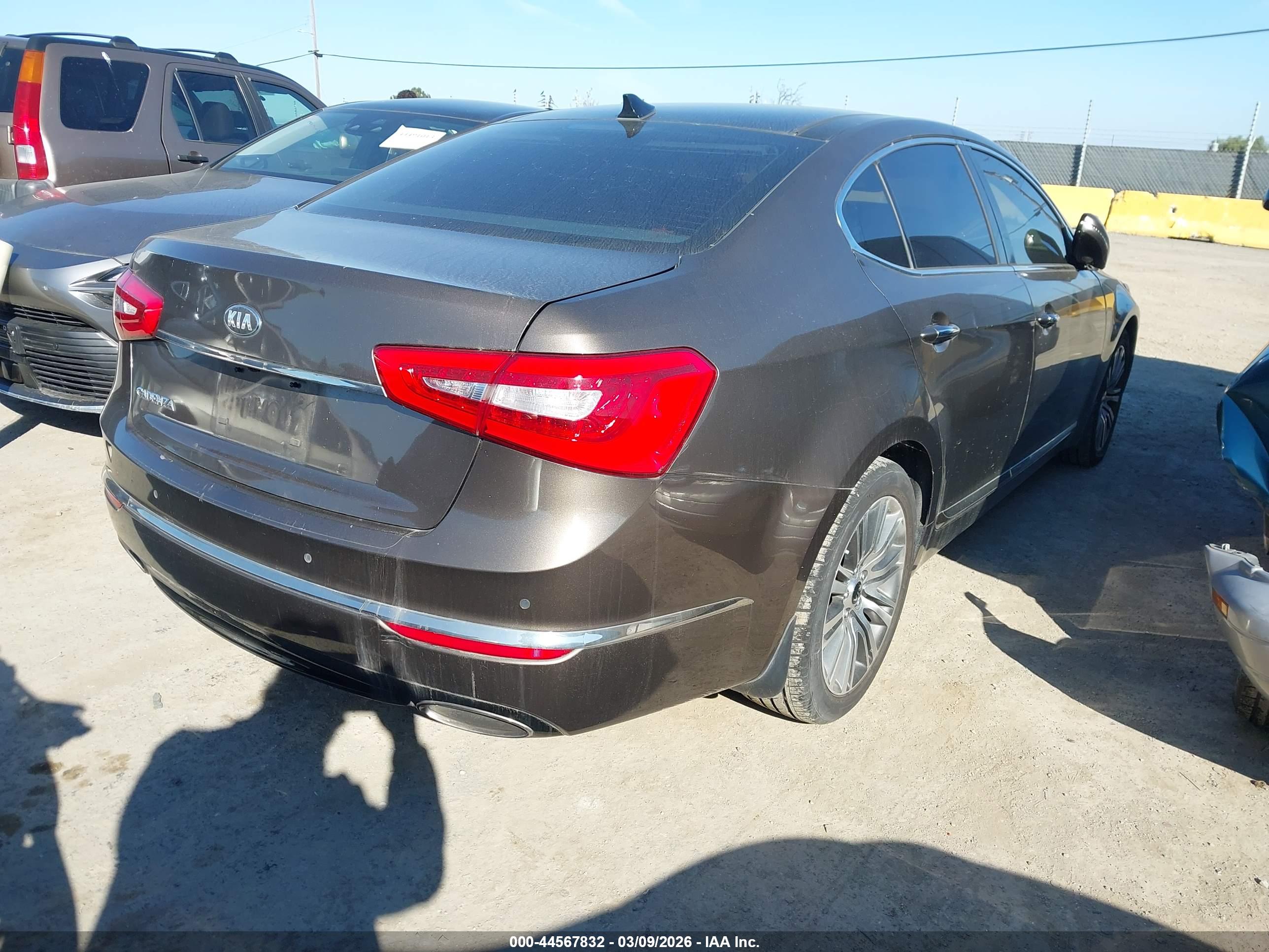 KIA CADENZA image 4