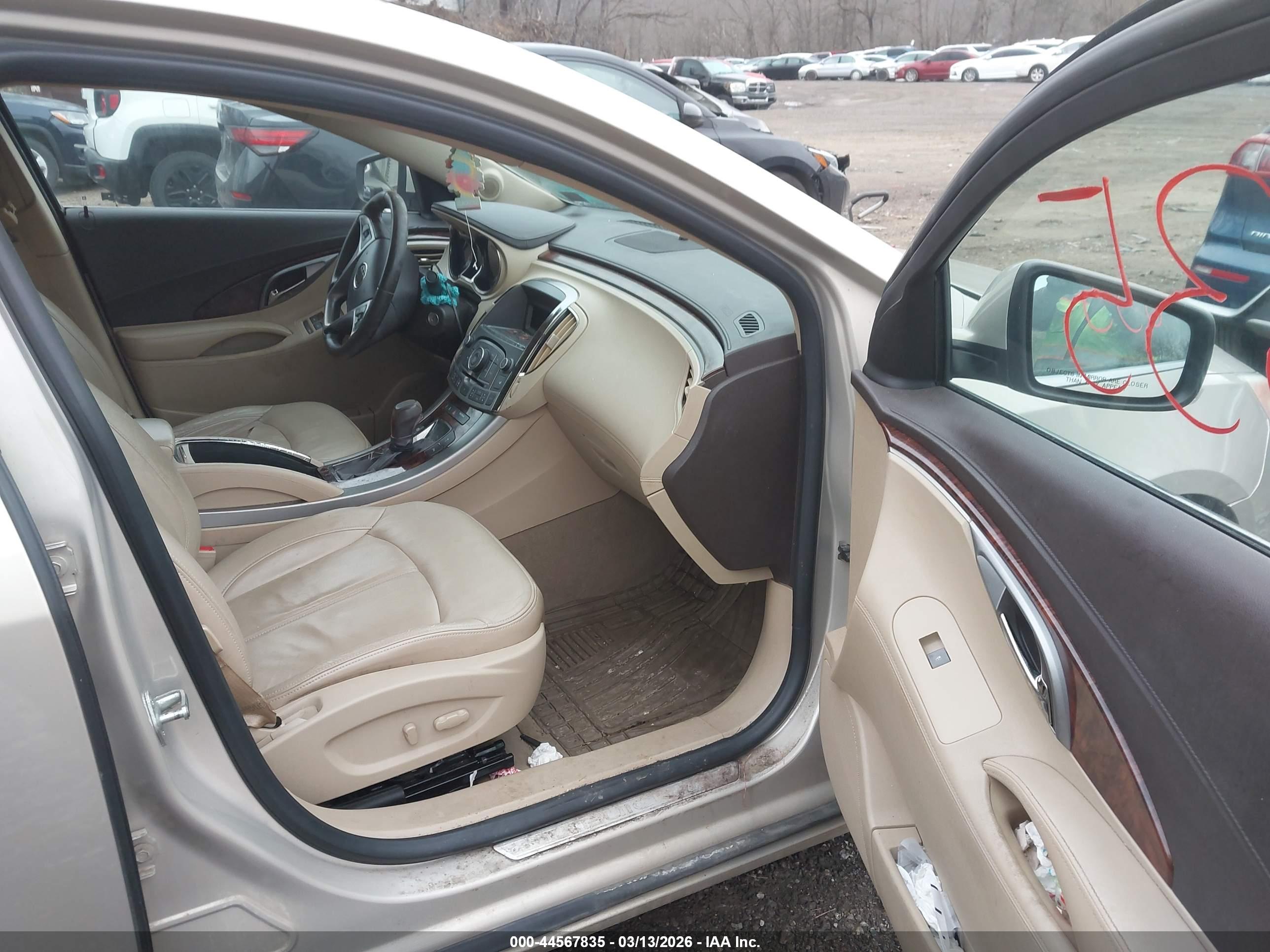 BUICK LACROSSE image 5