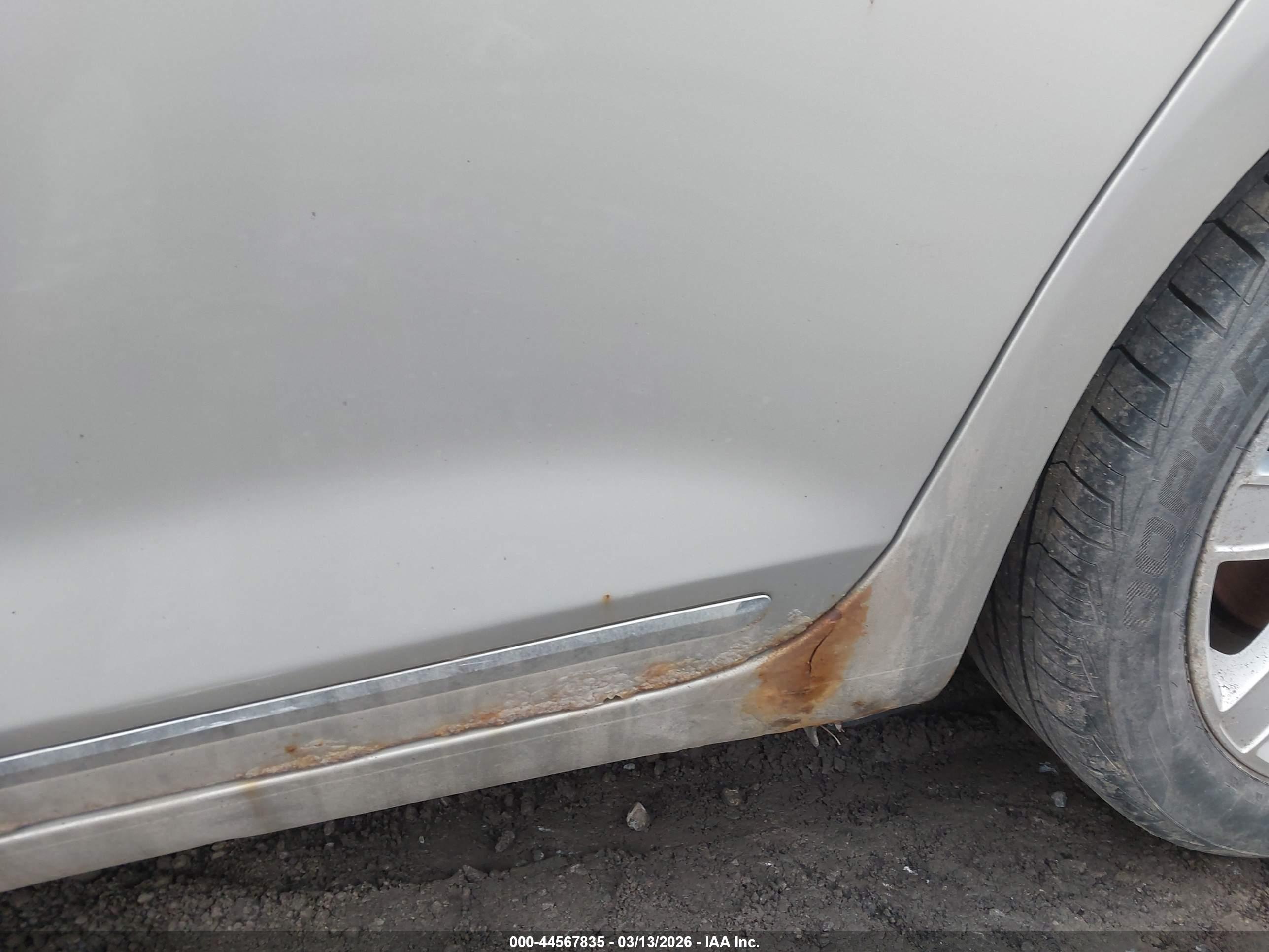BUICK LACROSSE image 6