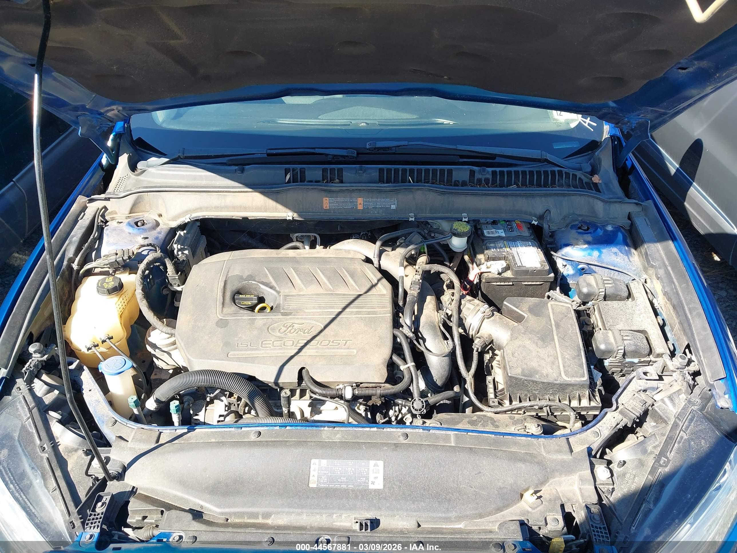 FORD FUSION image 10