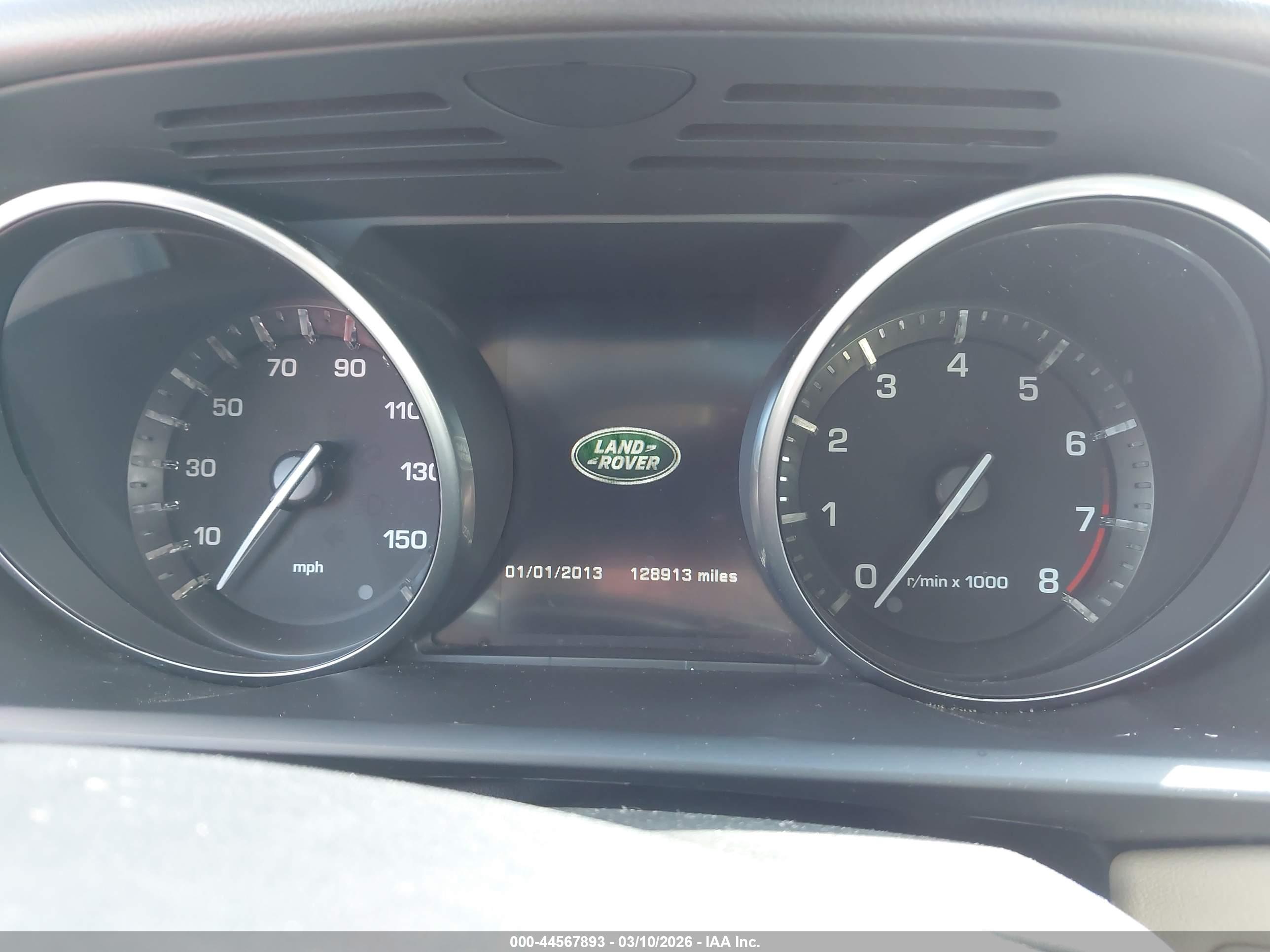 LAND ROVER image 7