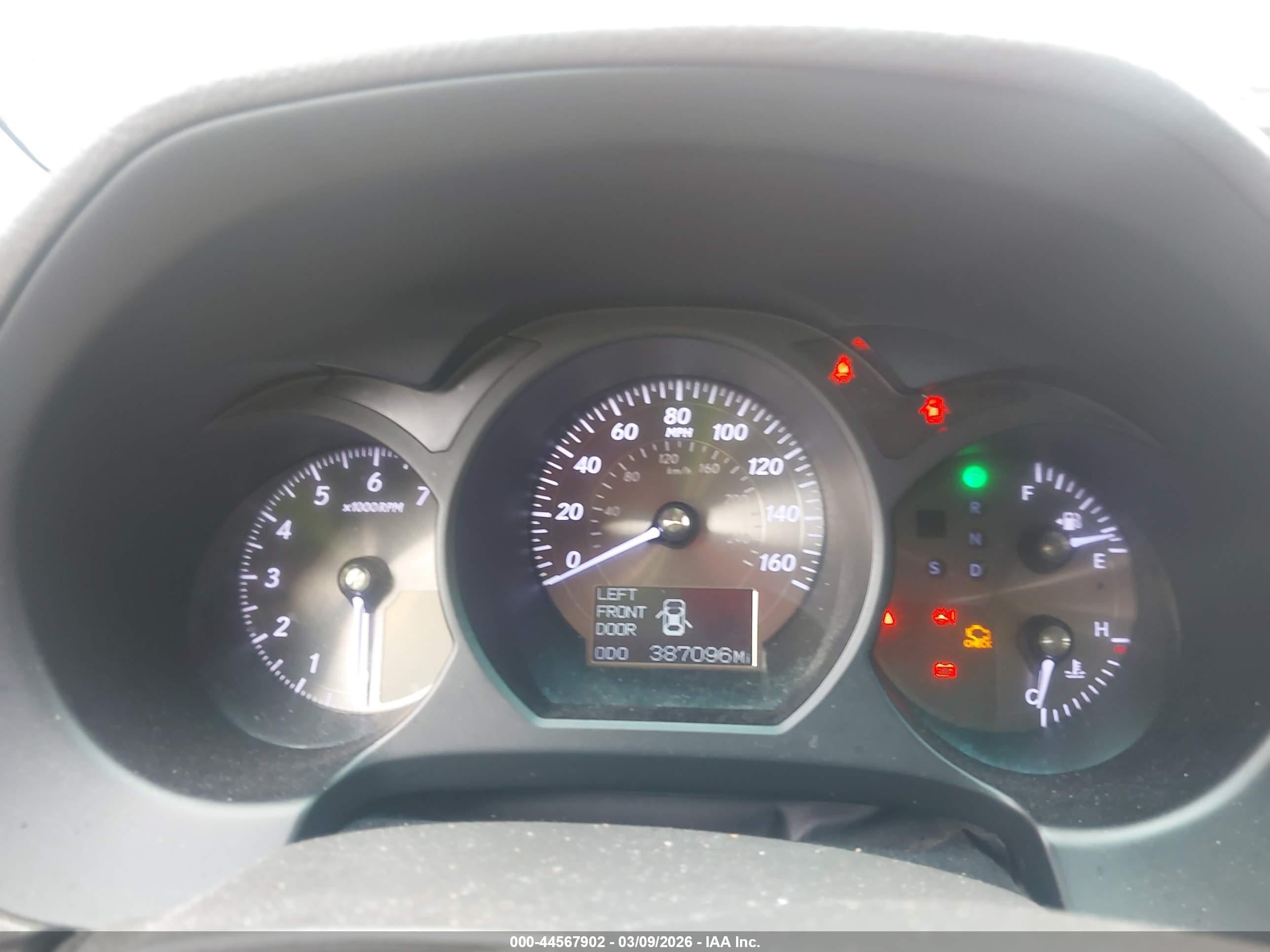 LEXUS GS image 7