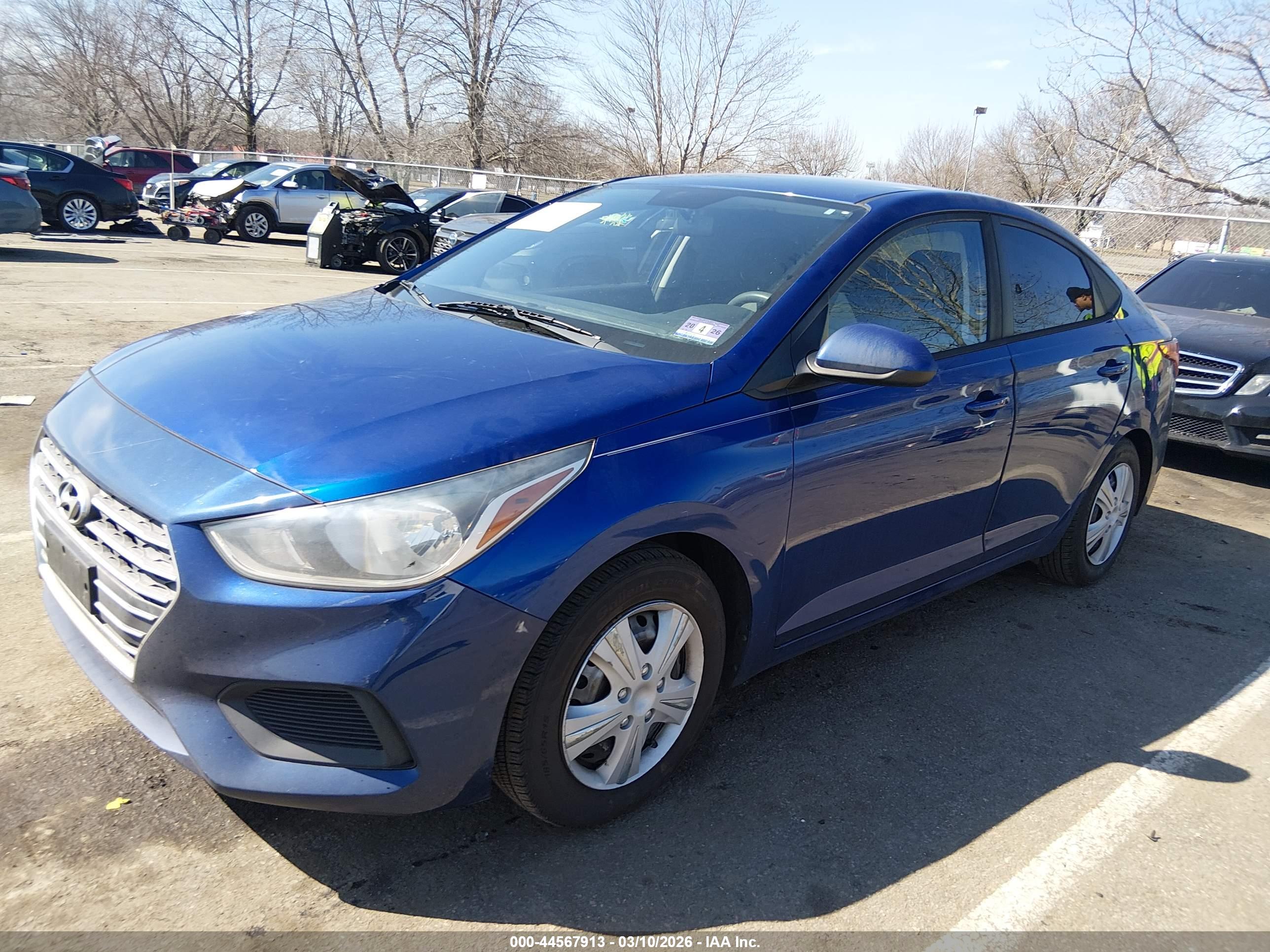 HYUNDAI ACCENT image 2