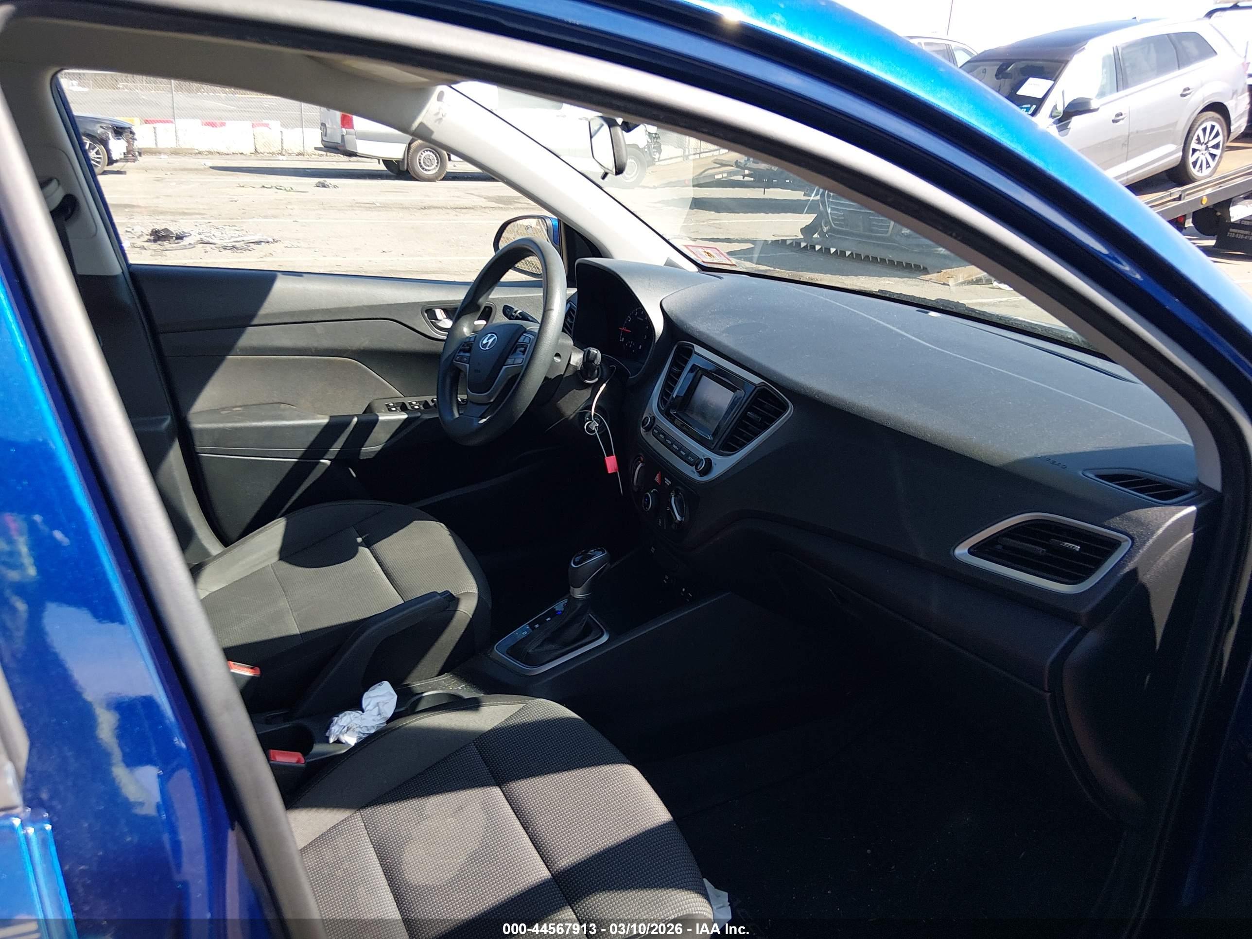 HYUNDAI ACCENT image 5