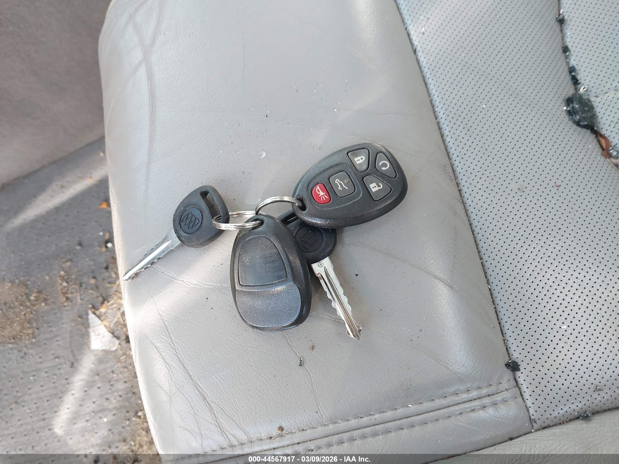 BUICK ENCLAVE image 11