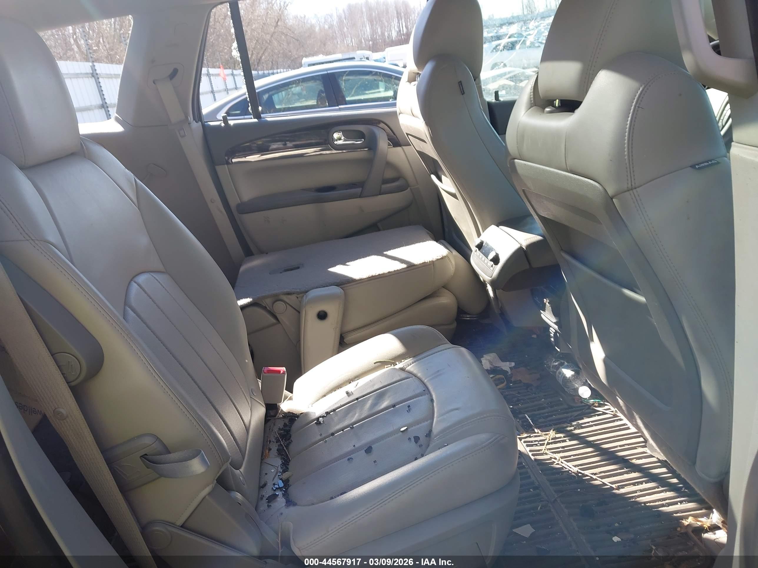 BUICK ENCLAVE image 8
