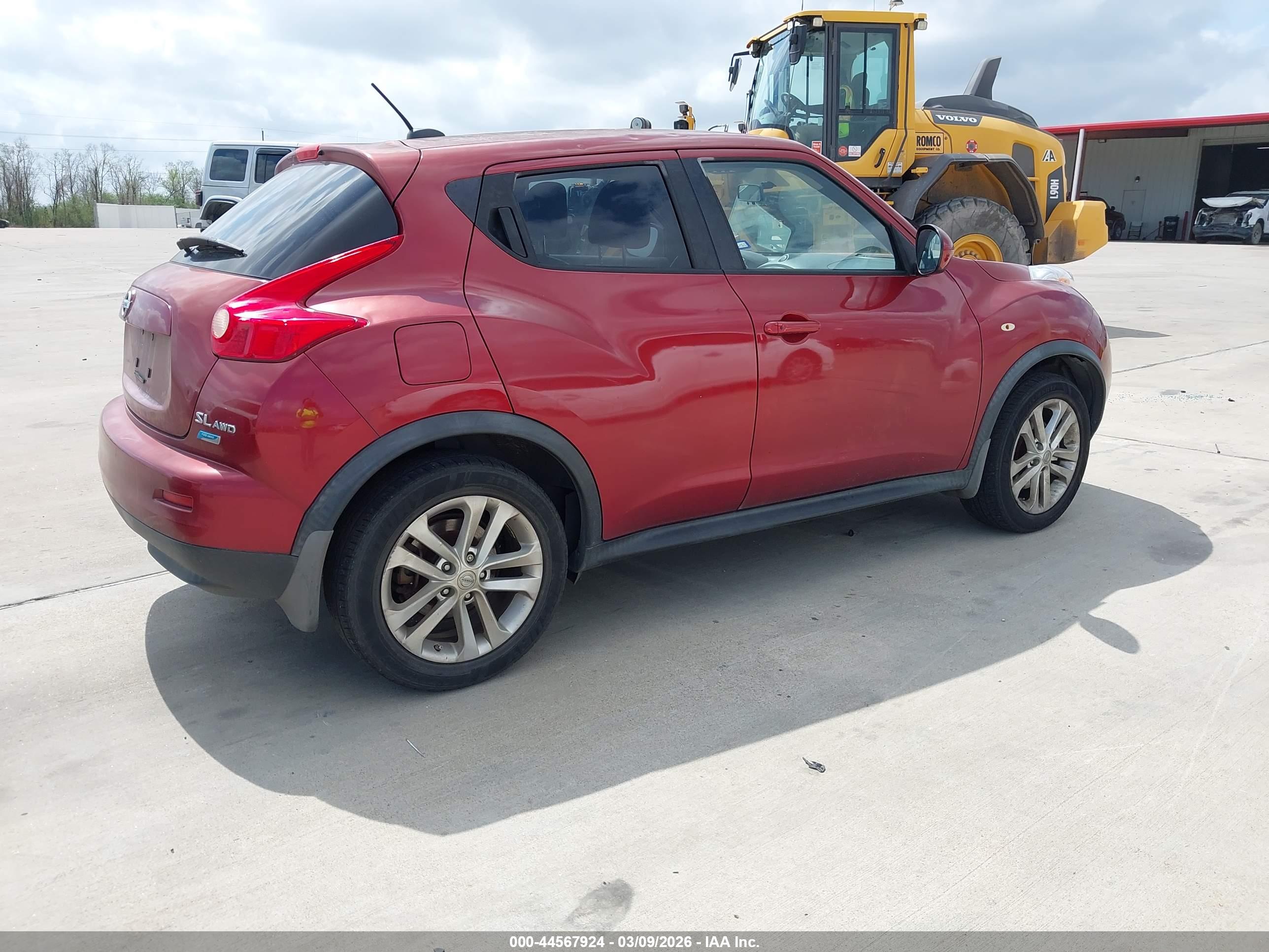 NISSAN JUKE image 4