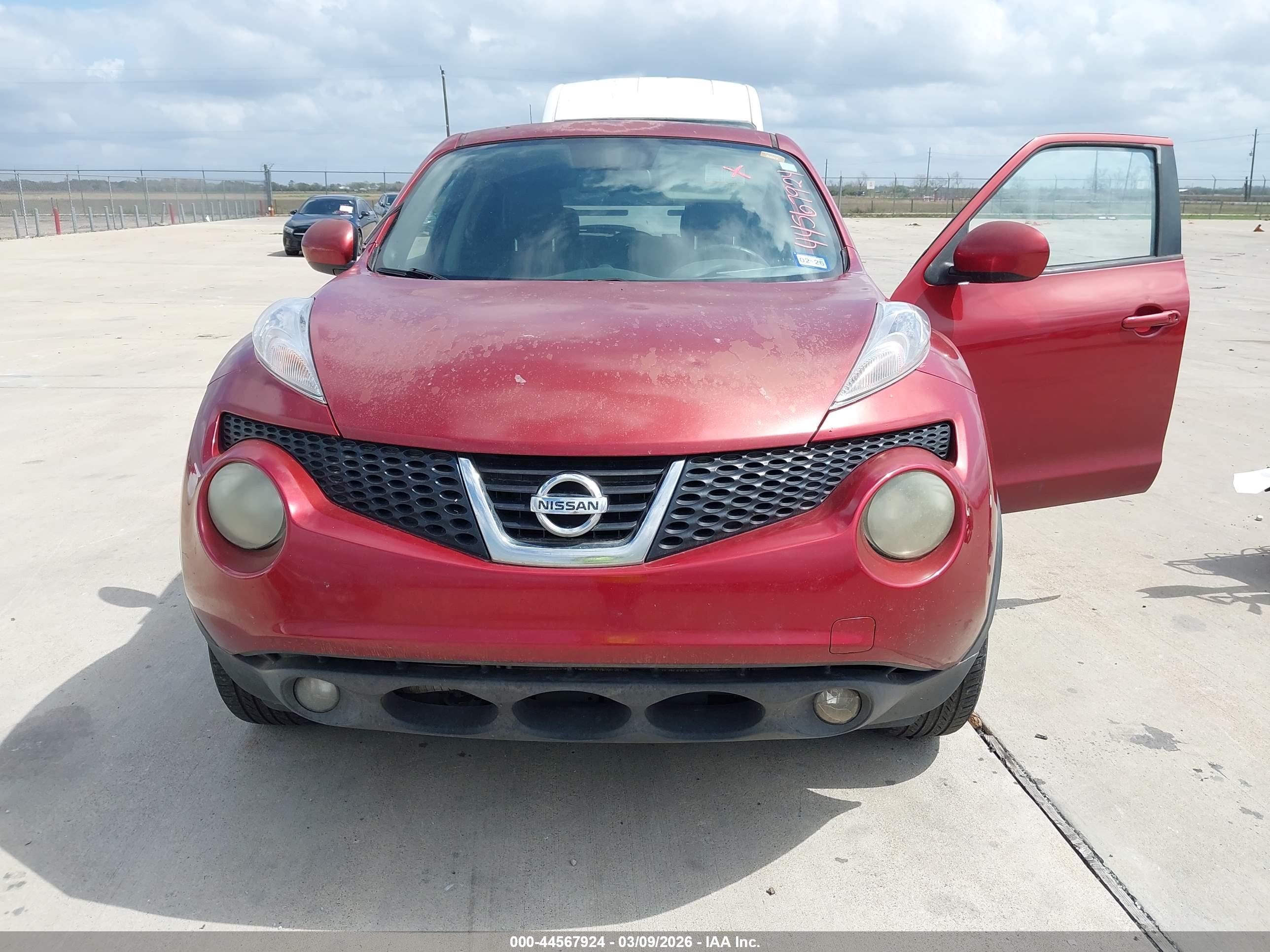 NISSAN JUKE image 6