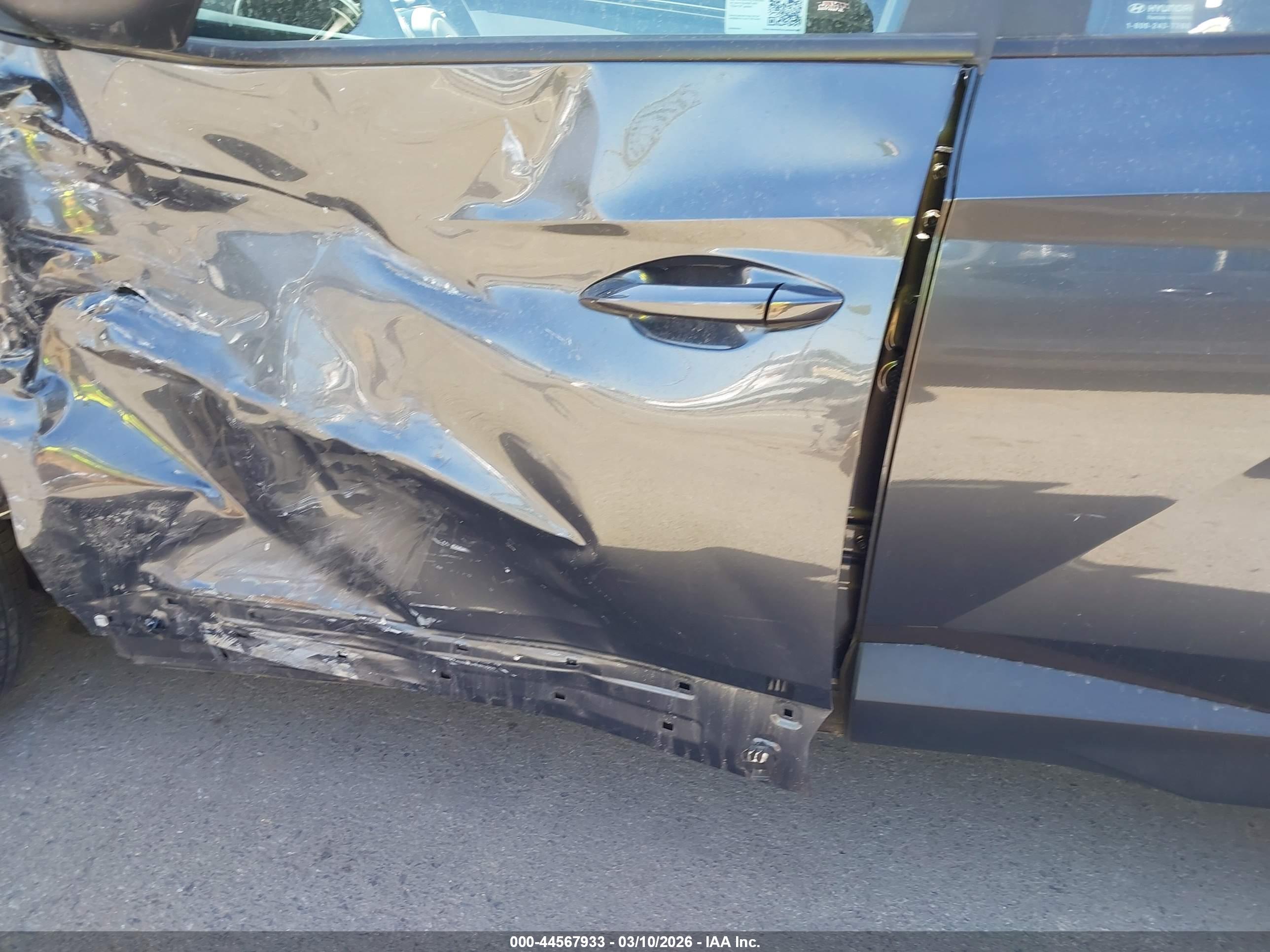HYUNDAI TUCSON image 6
