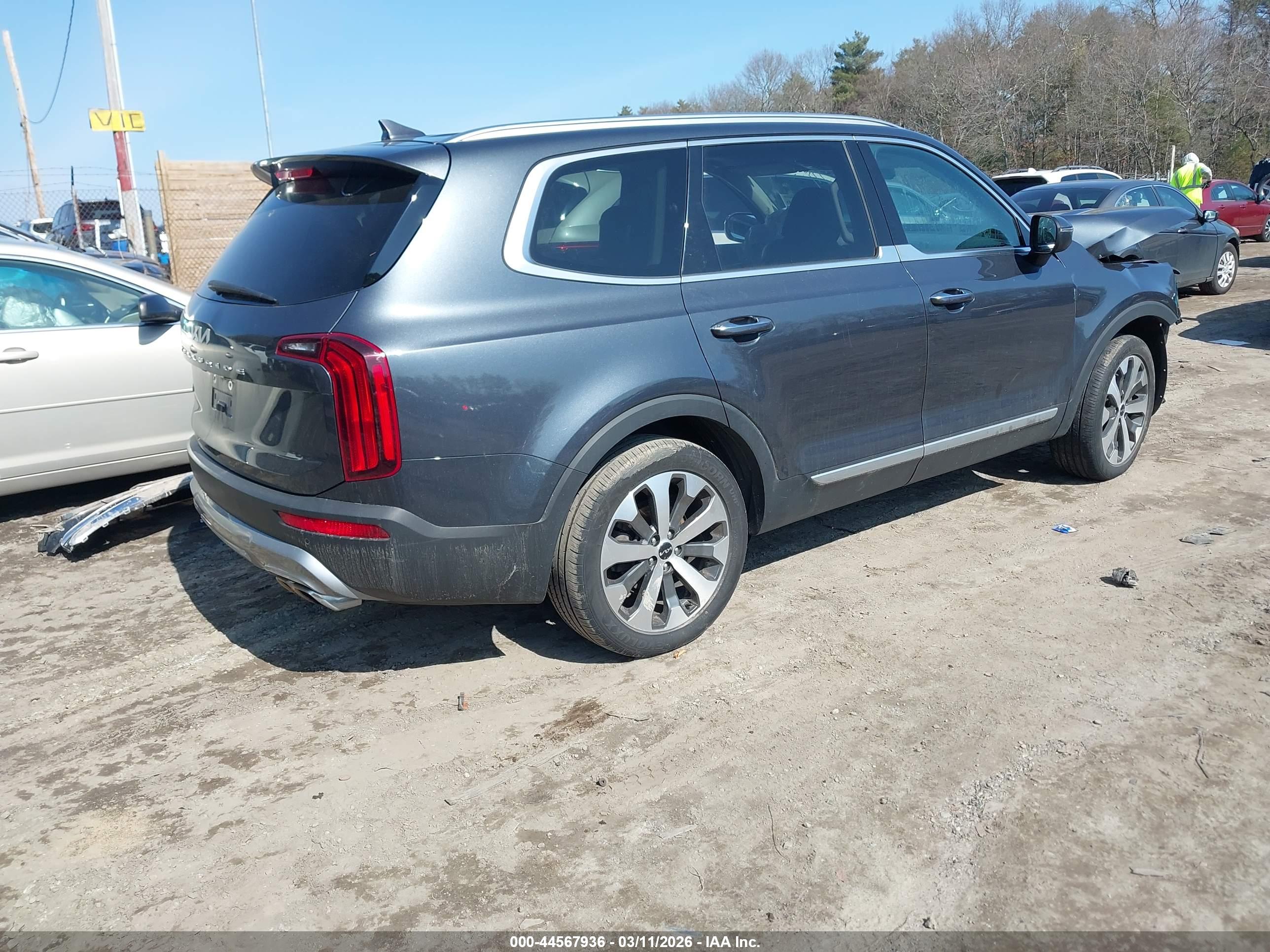 KIA TELLURIDE image 4