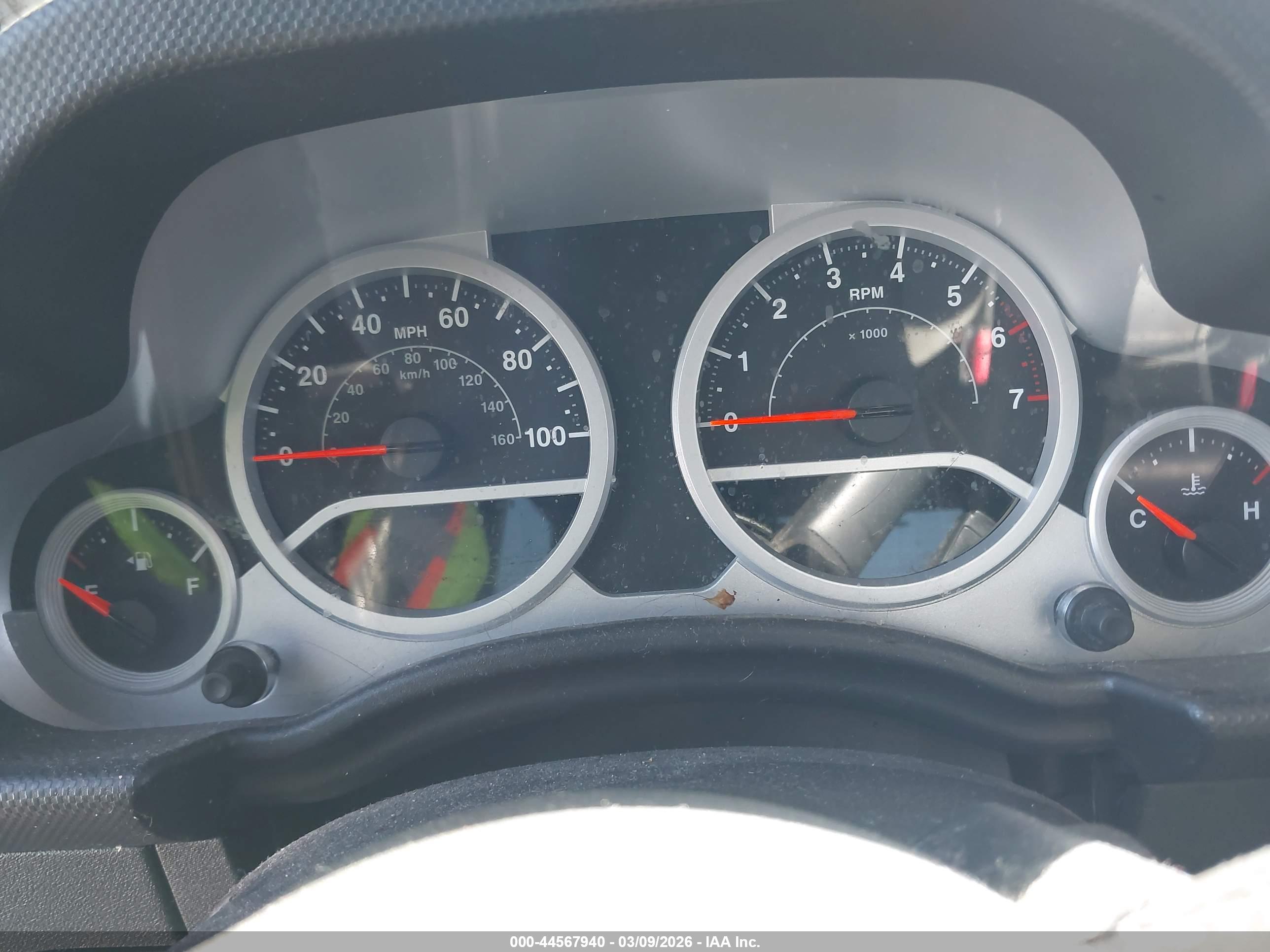 JEEP WRANGLER image 7