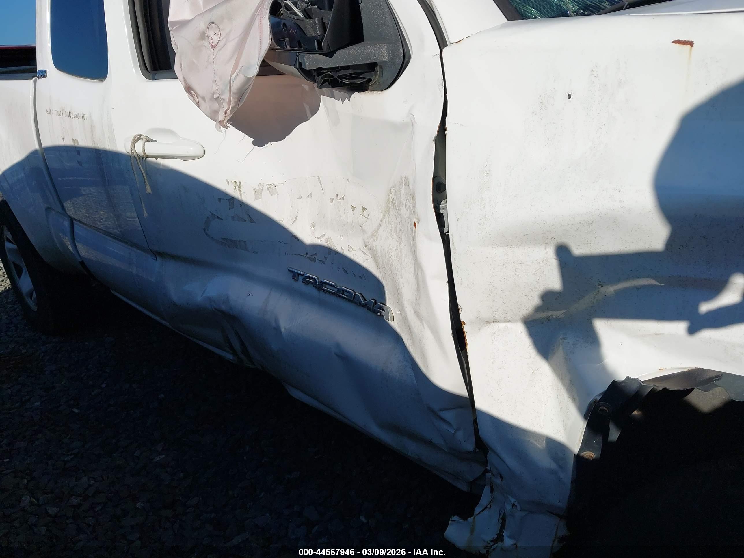 TOYOTA TACOMA image 6