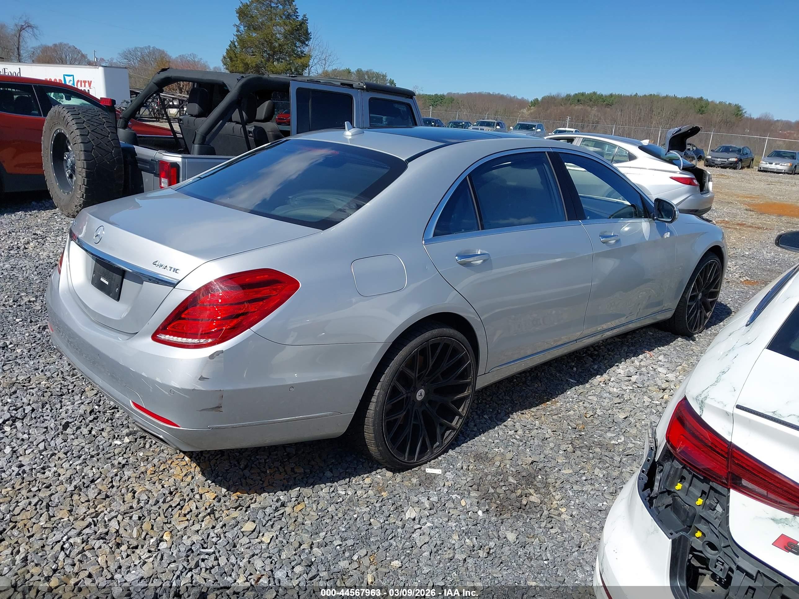 MERCEDES-BENZ S image 4