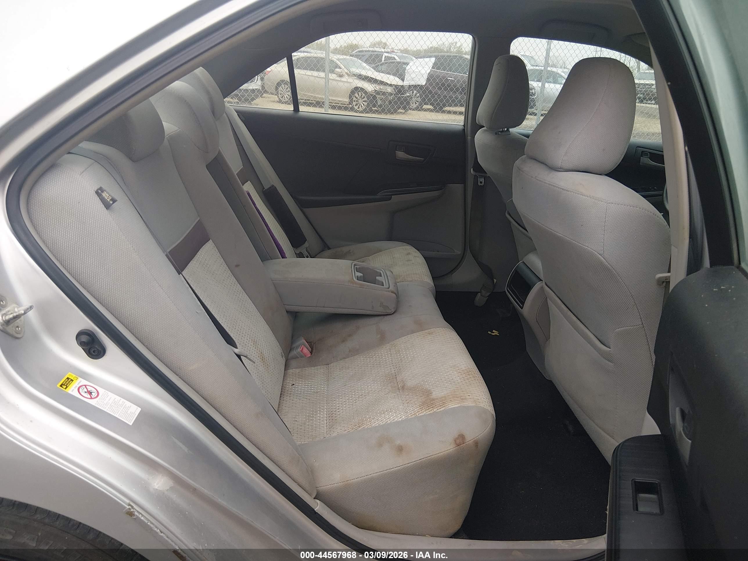 TOYOTA CAMRY image 8