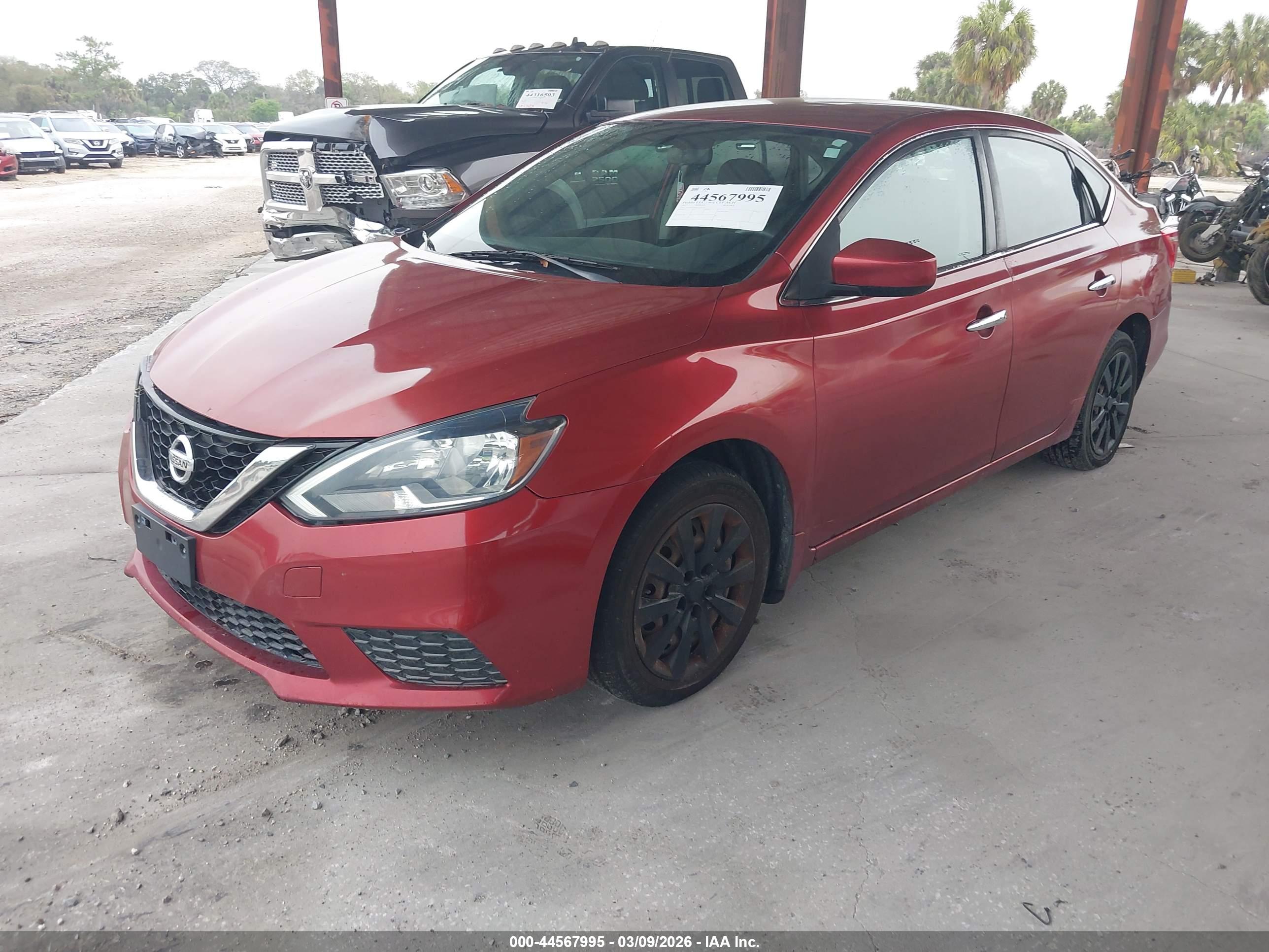 NISSAN SENTRA image 2