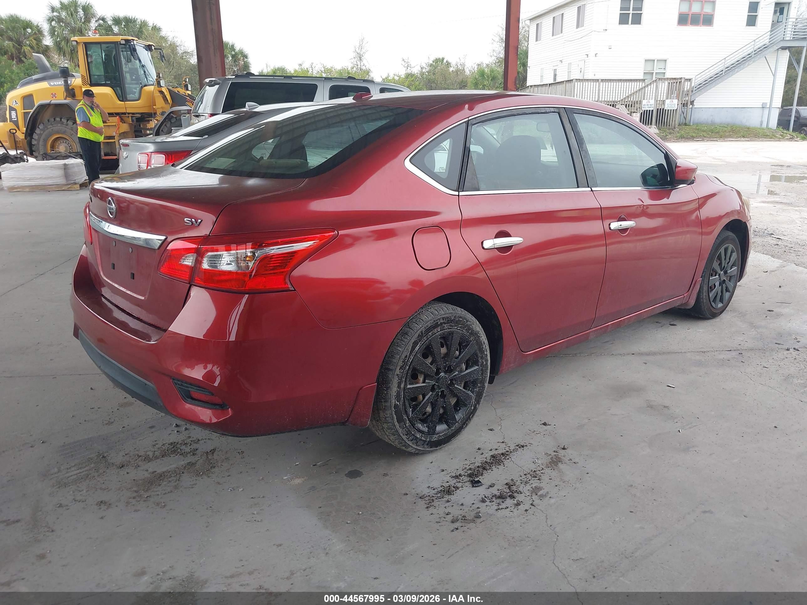 NISSAN SENTRA image 4
