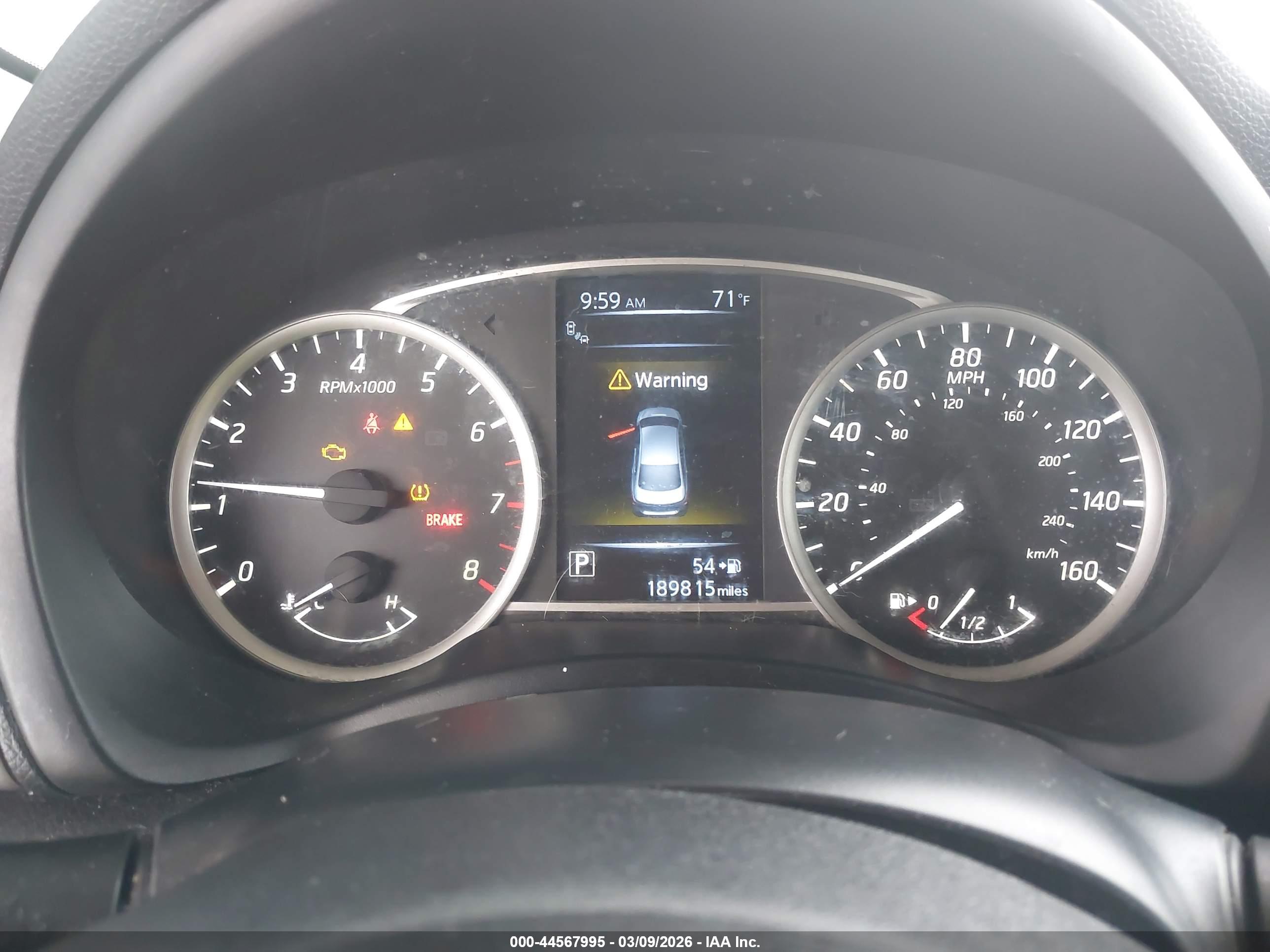 NISSAN SENTRA image 7