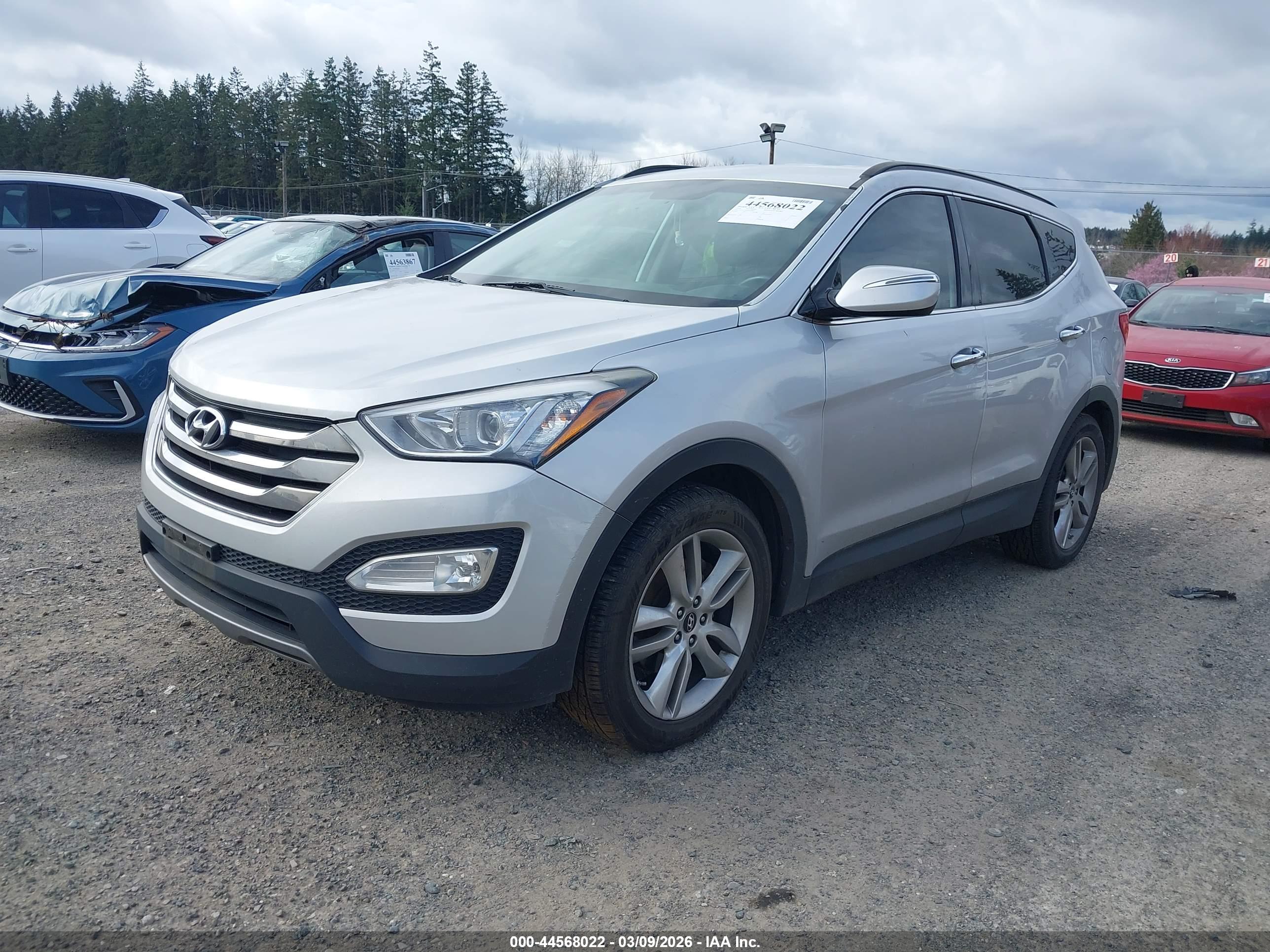 HYUNDAI SANTA image 2