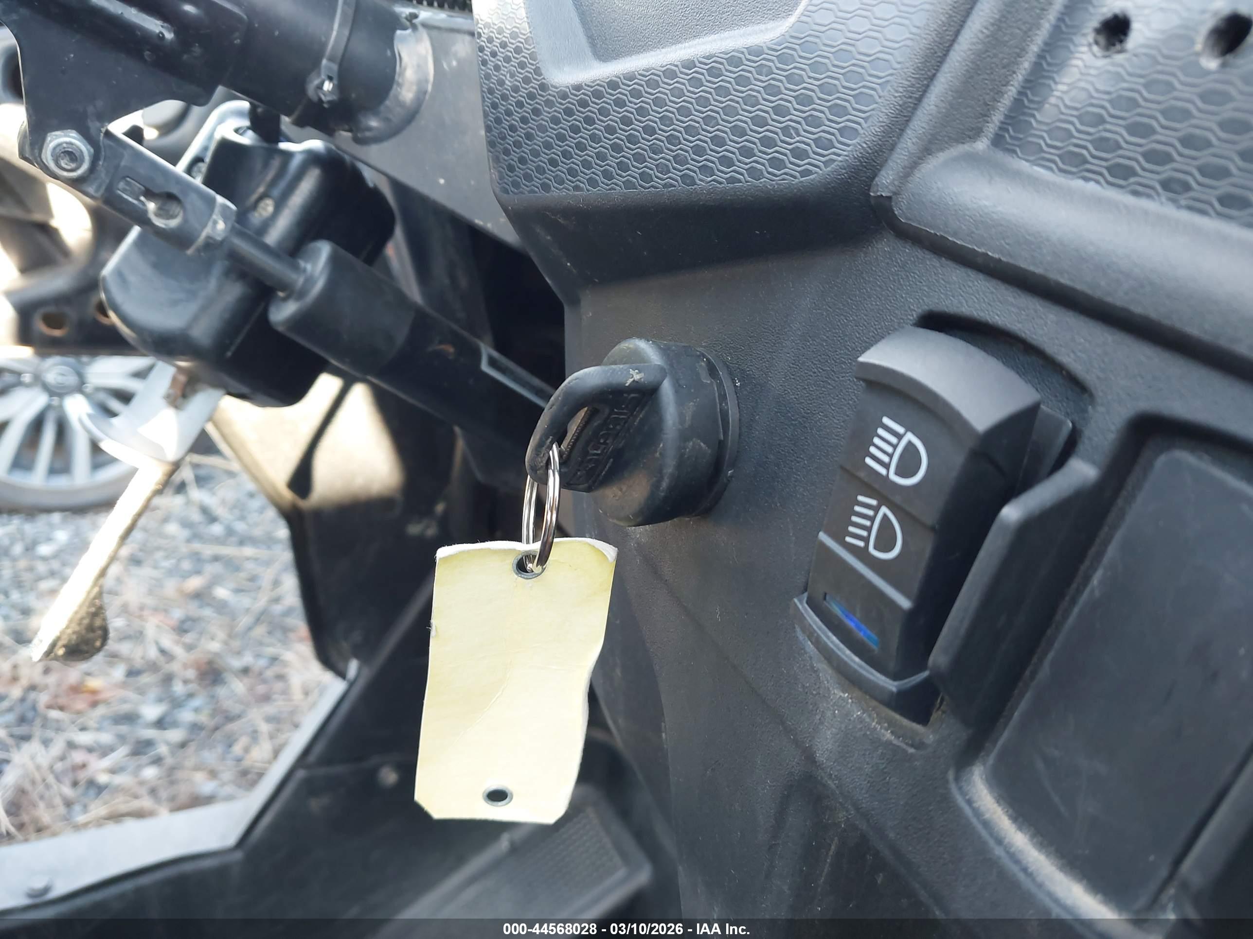 POLARIS RZR image 11