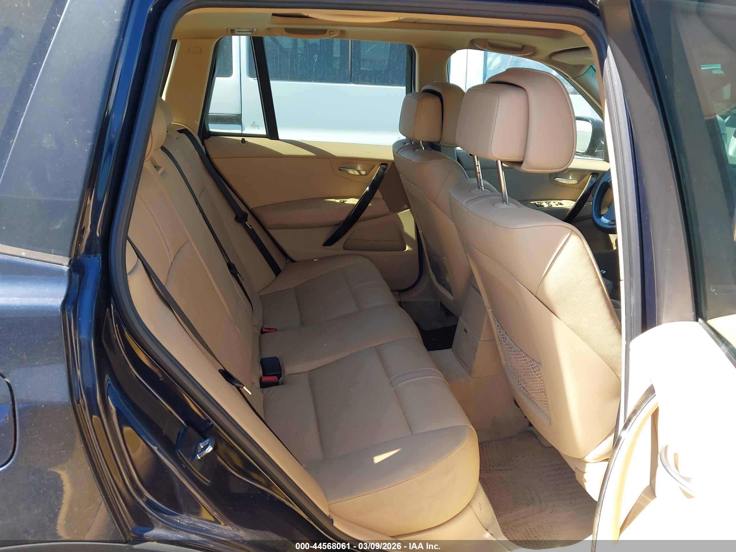 BMW X3 image 8