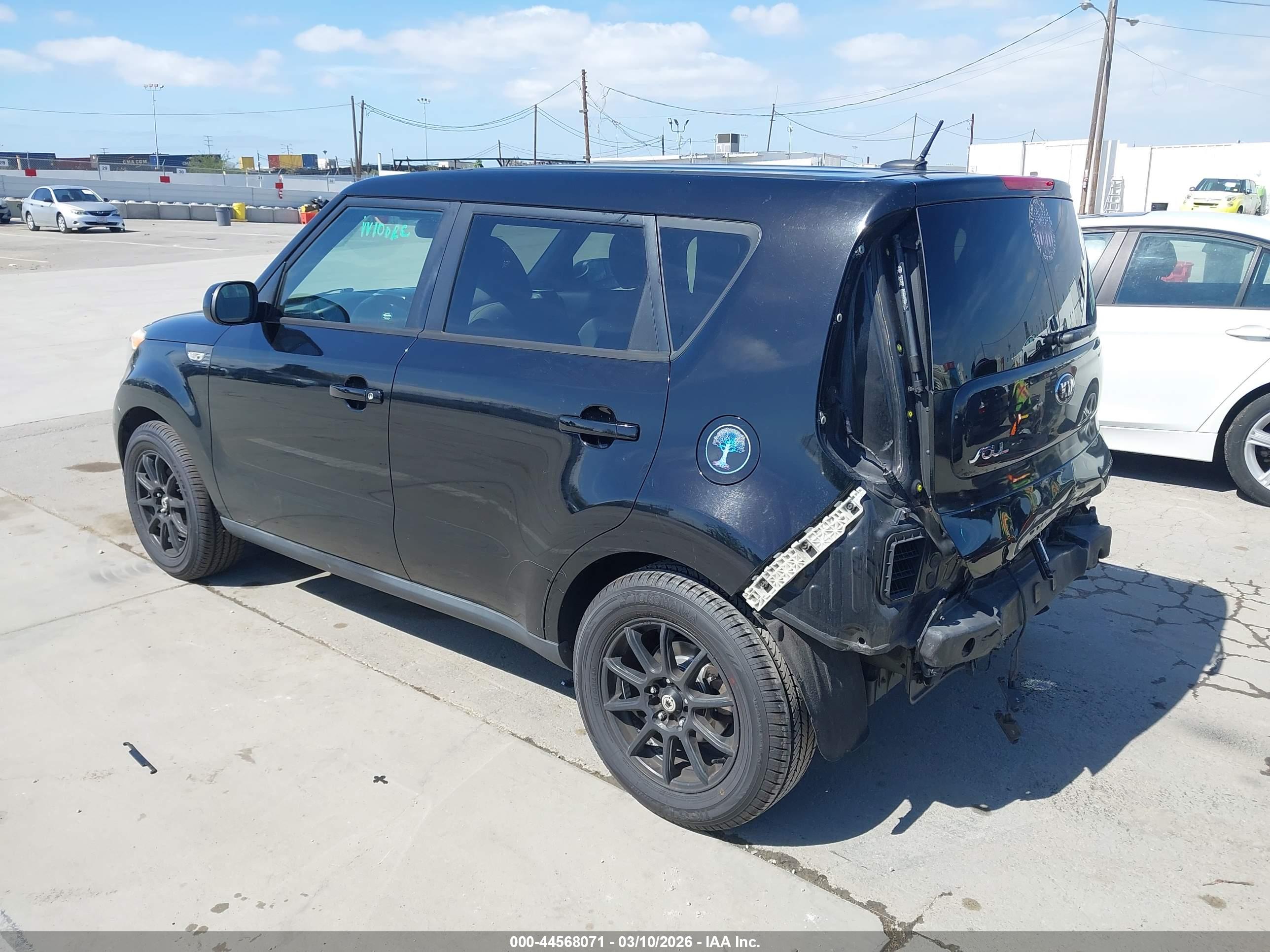 KIA SOUL image 3