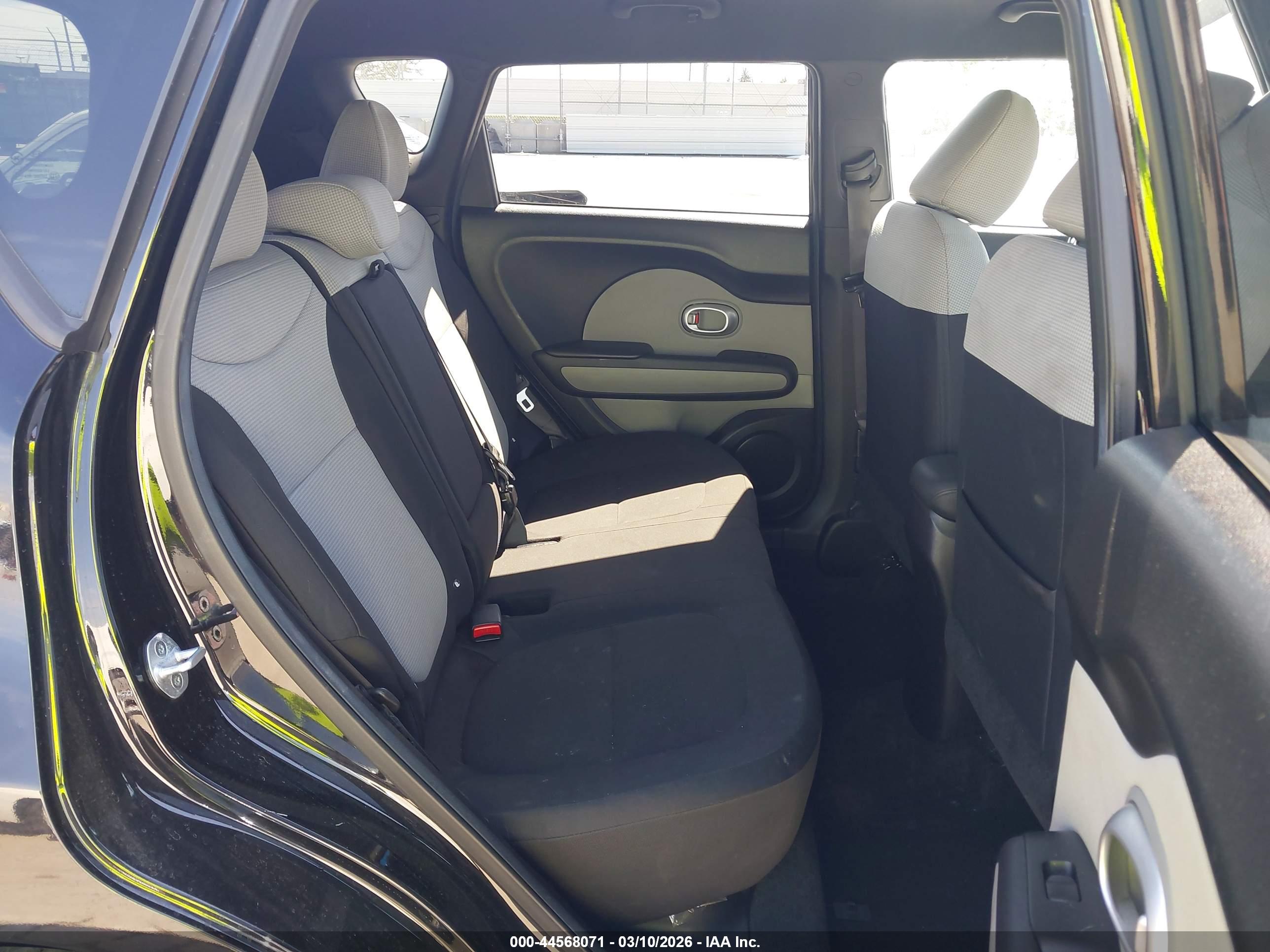 KIA SOUL image 8