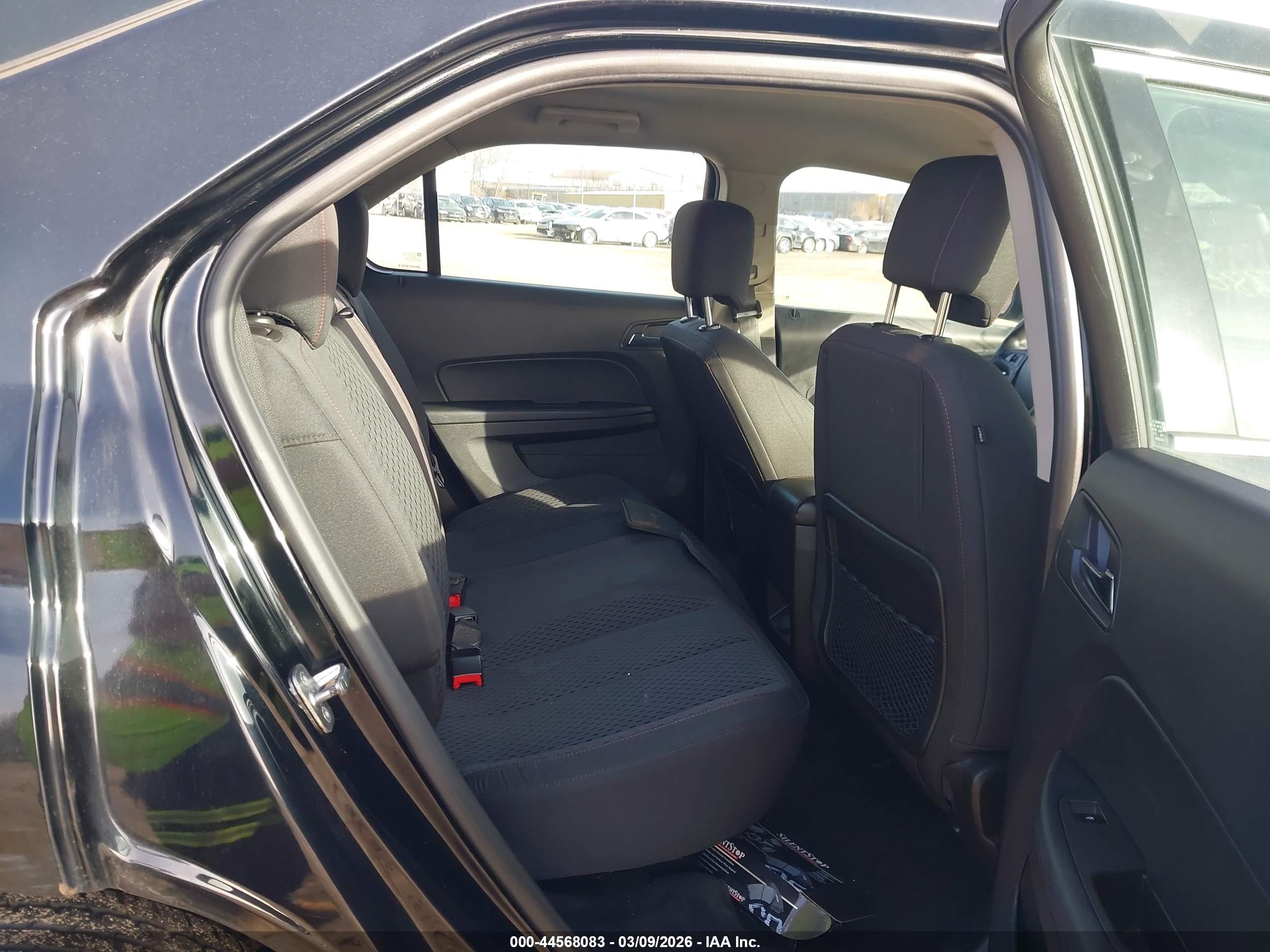 CHEVROLET EQUINOX image 8