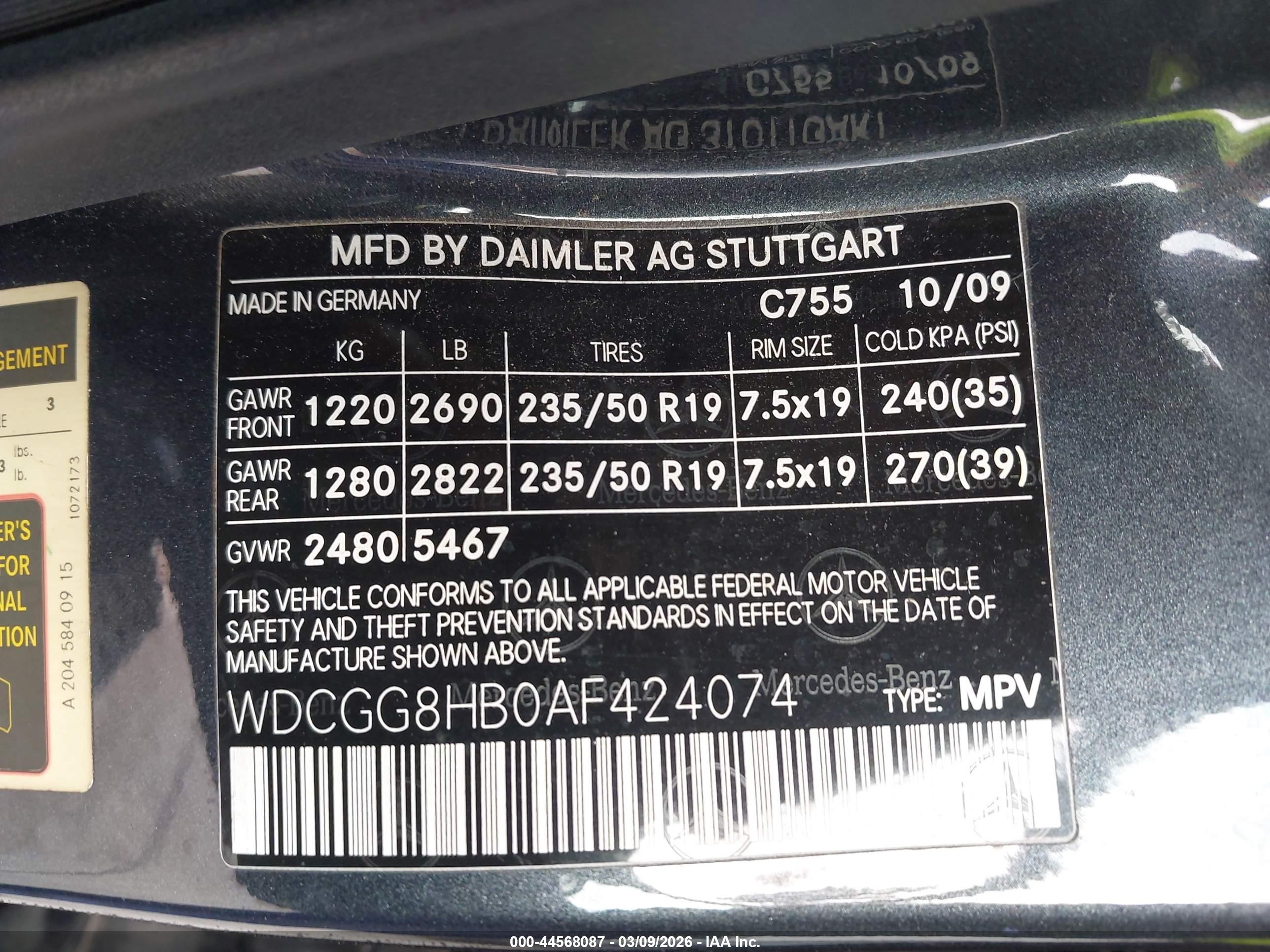 MERCEDES-BENZ GLK image 9
