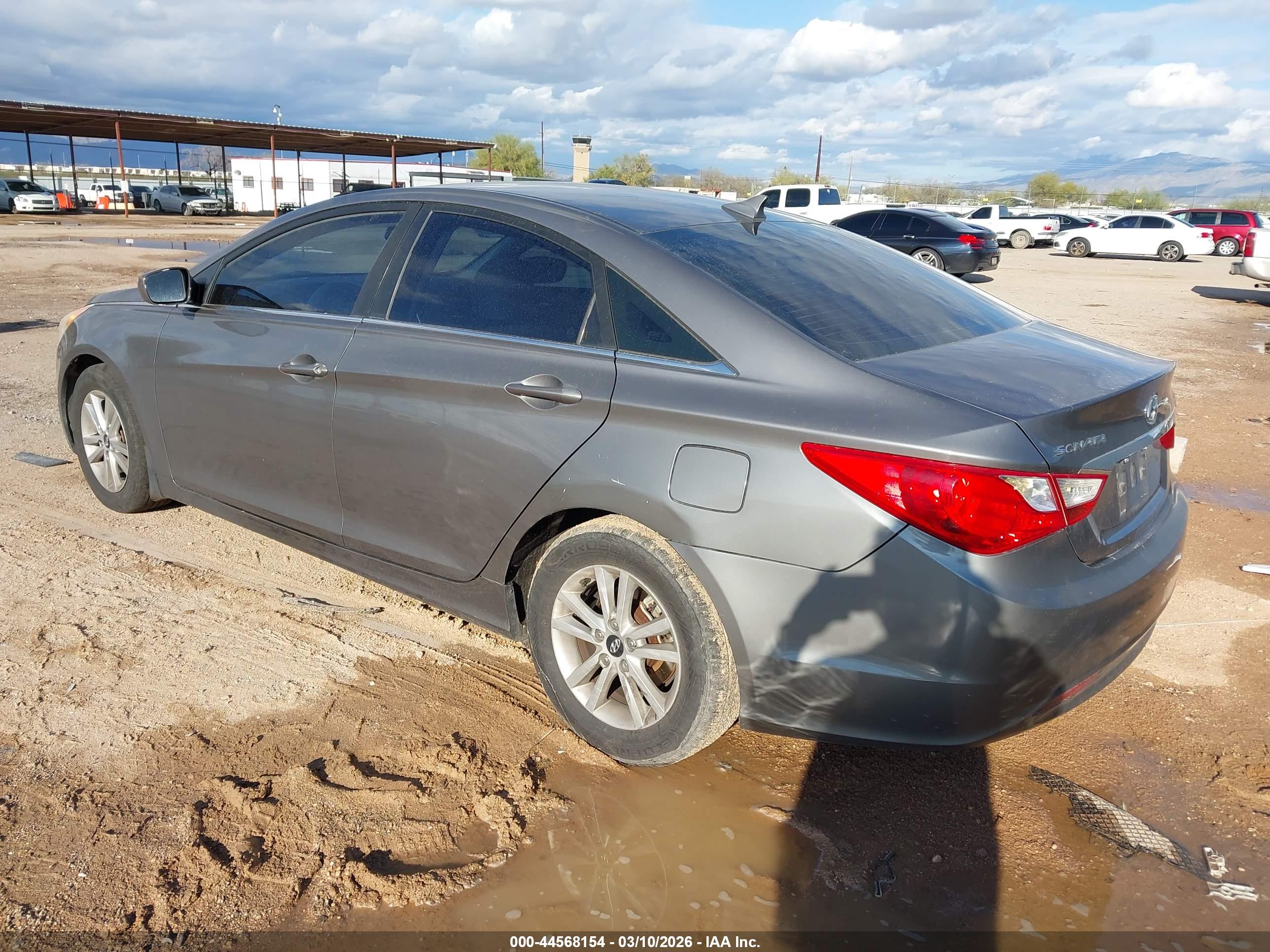 HYUNDAI SONATA image 3