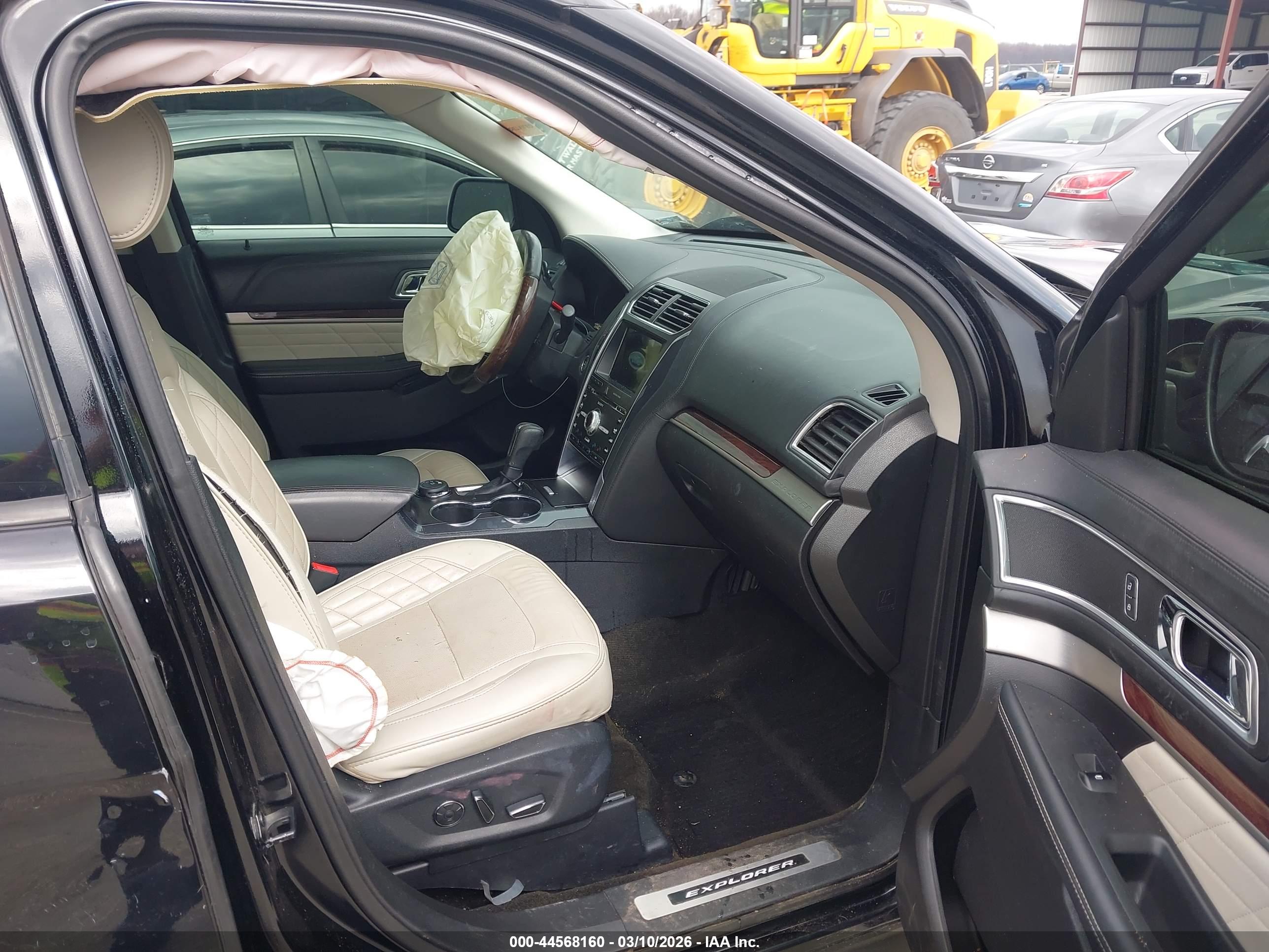 FORD EXPLORER image 5