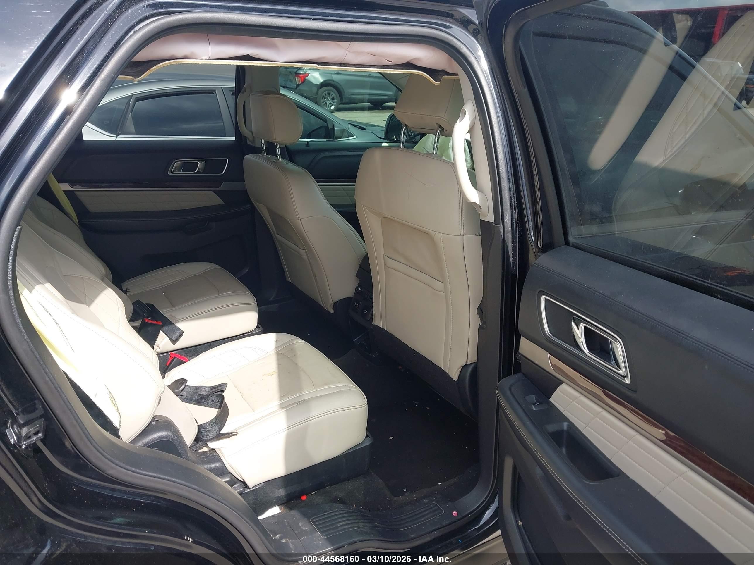 FORD EXPLORER image 8