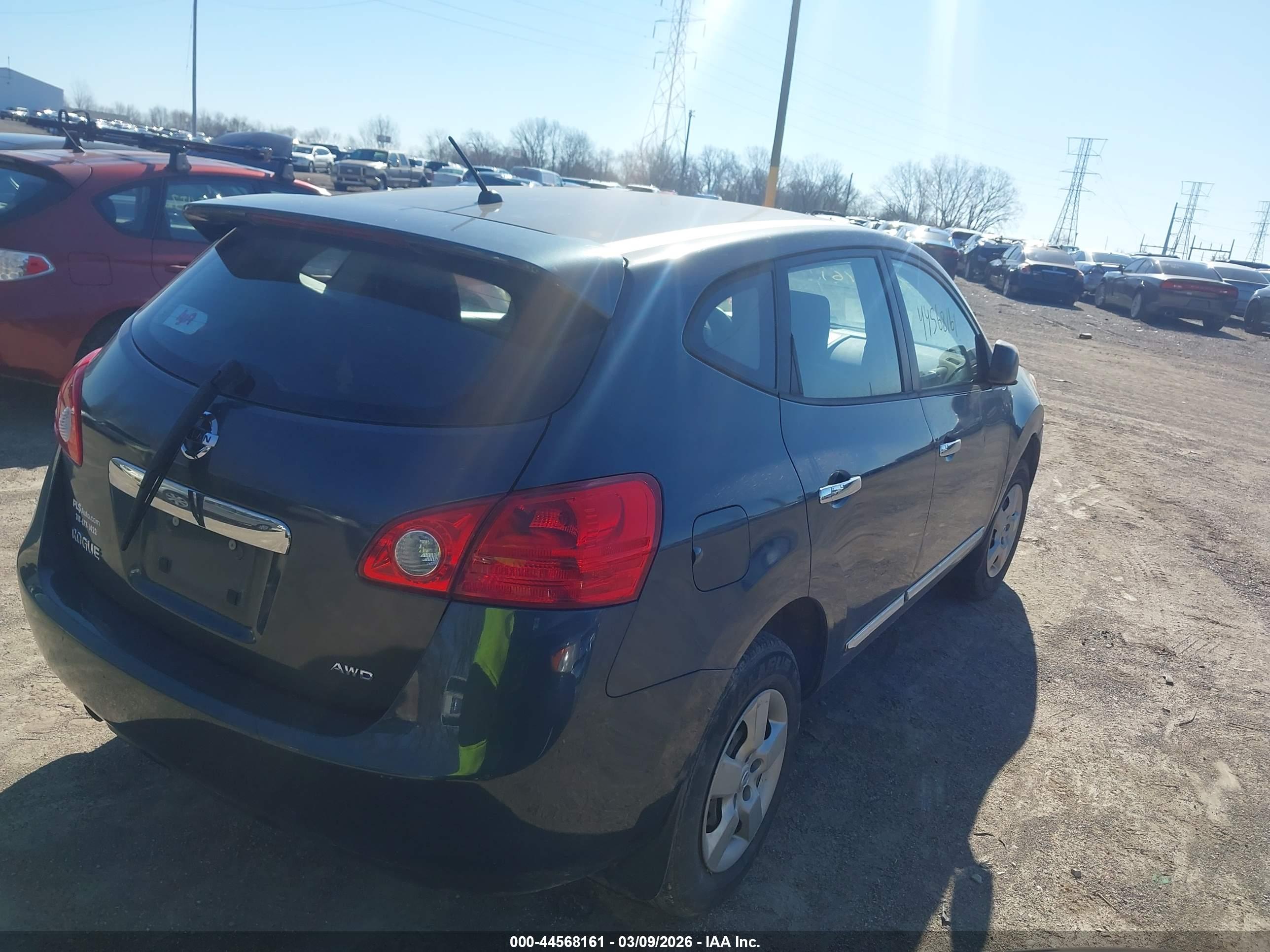 NISSAN ROGUE image 4