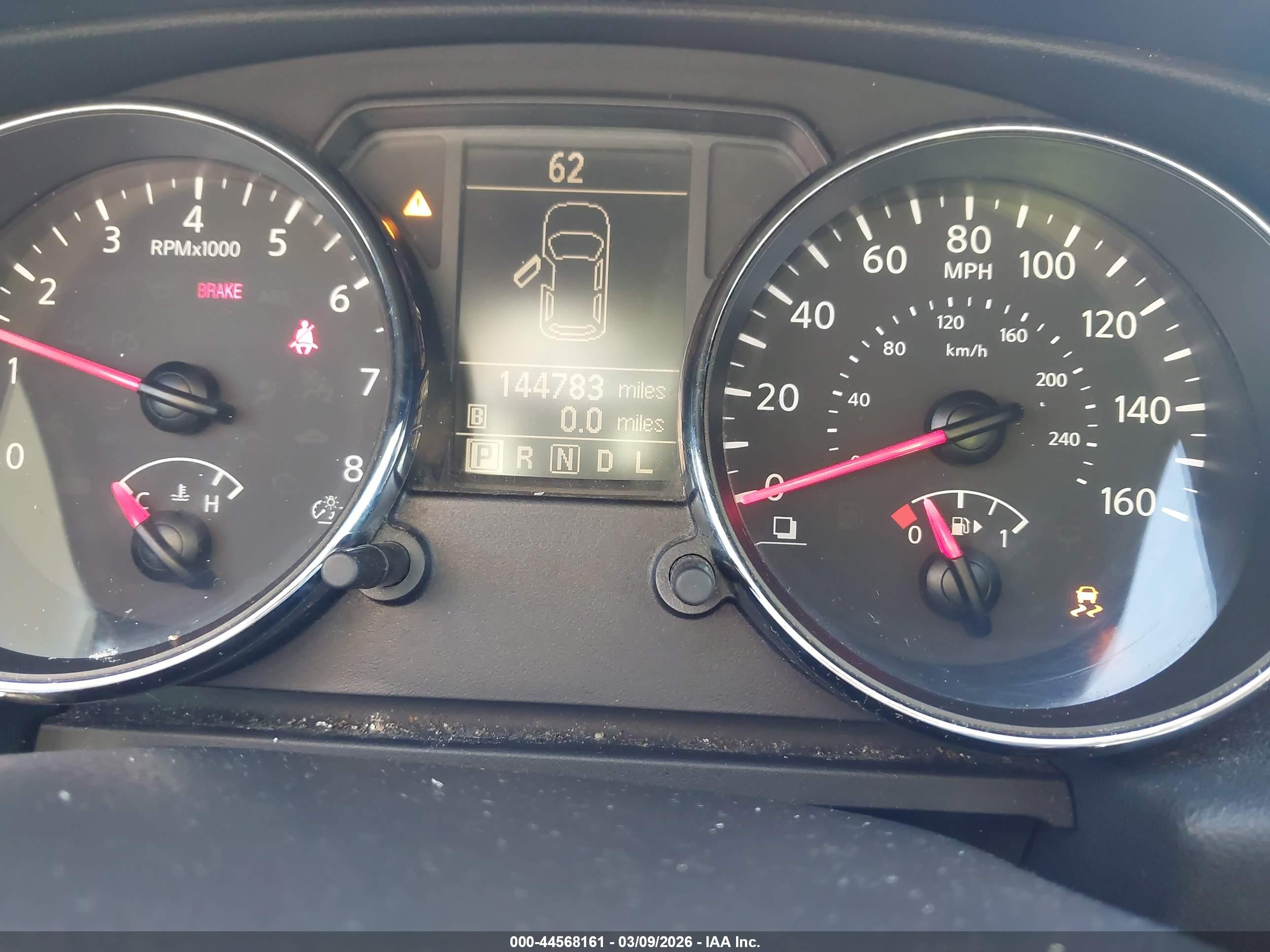 NISSAN ROGUE image 7