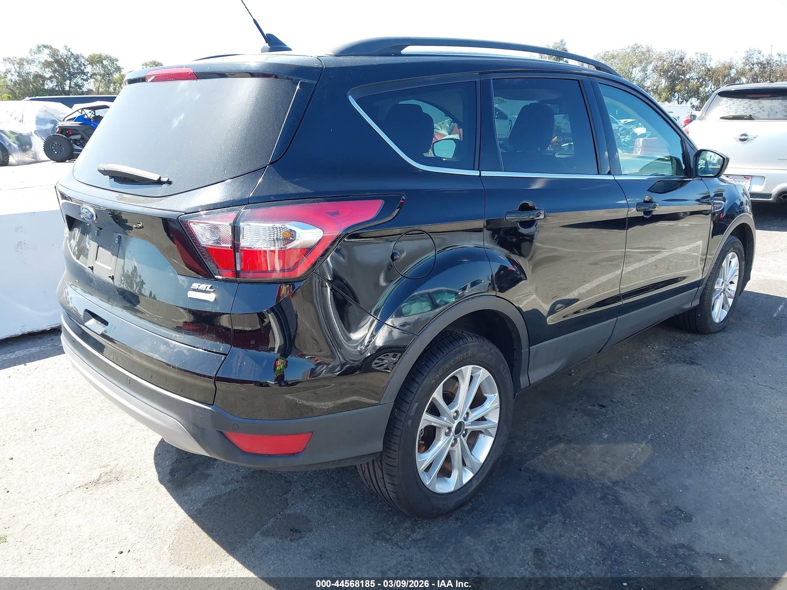 FORD ESCAPE image 4