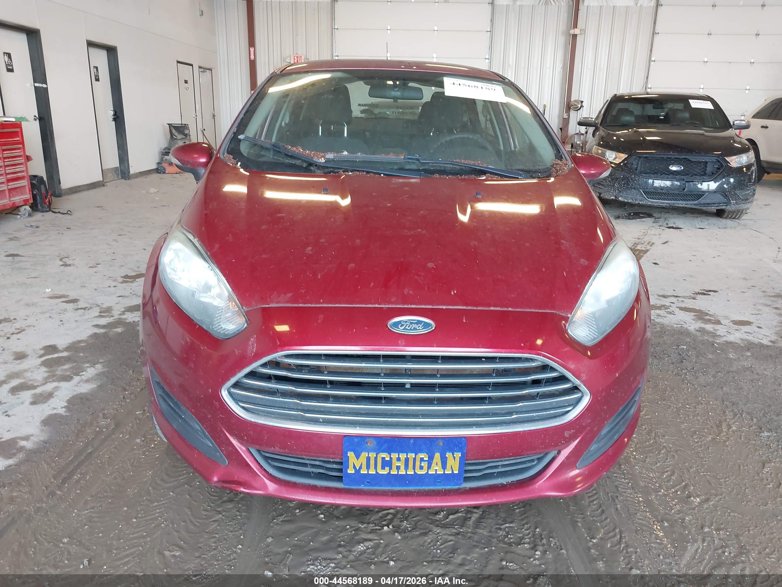 FORD FIESTA image 6