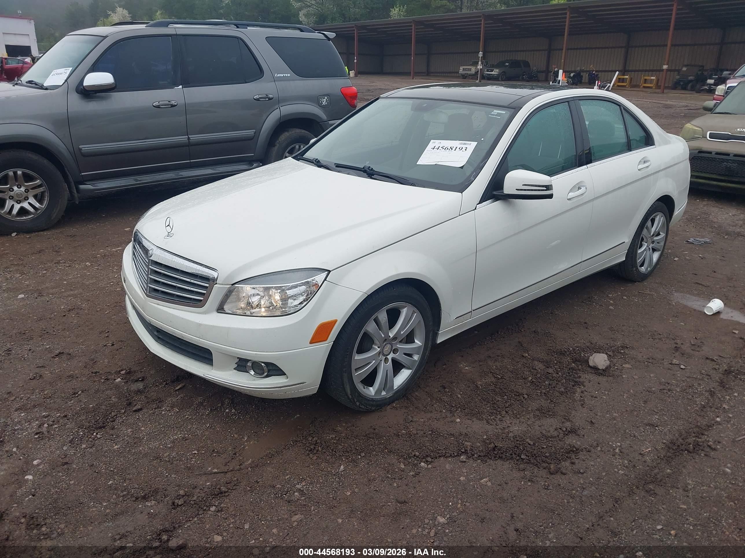 MERCEDES-BENZ C image 2