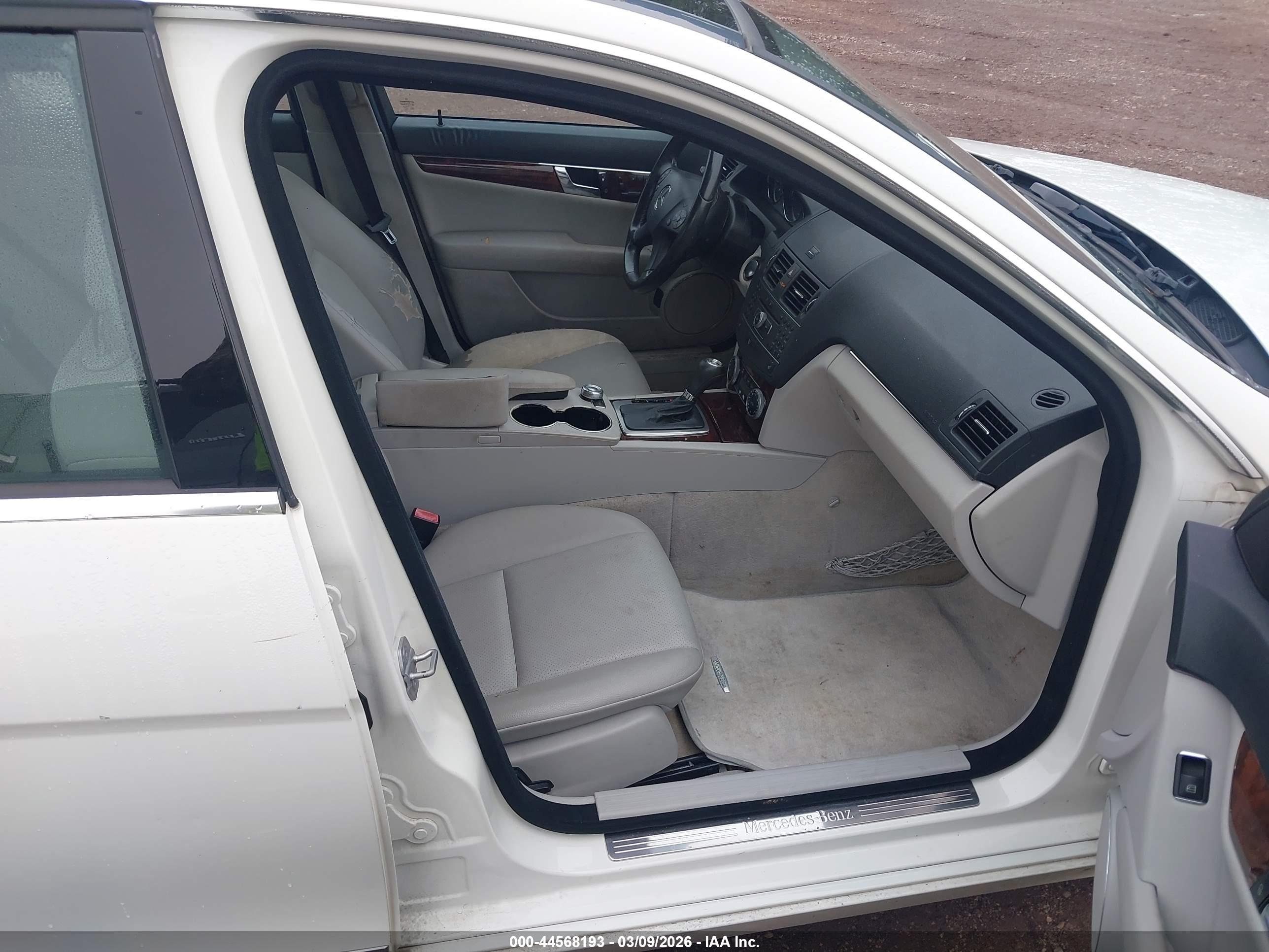 MERCEDES-BENZ C image 5