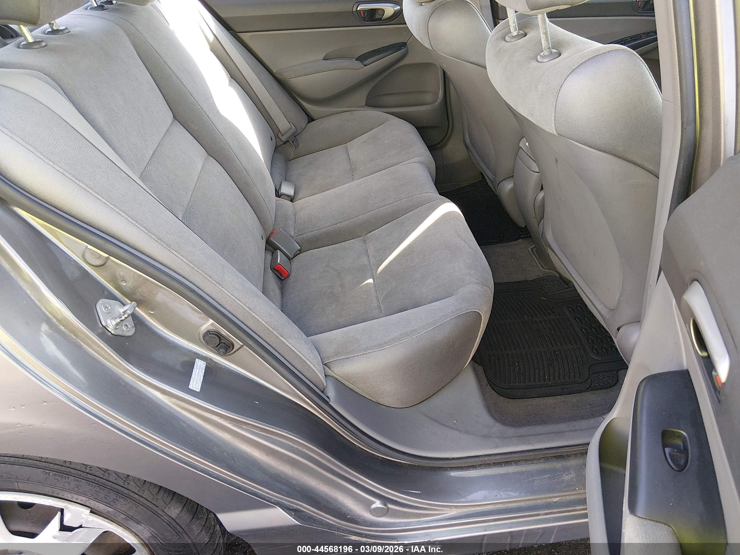 HONDA CIVIC image 8