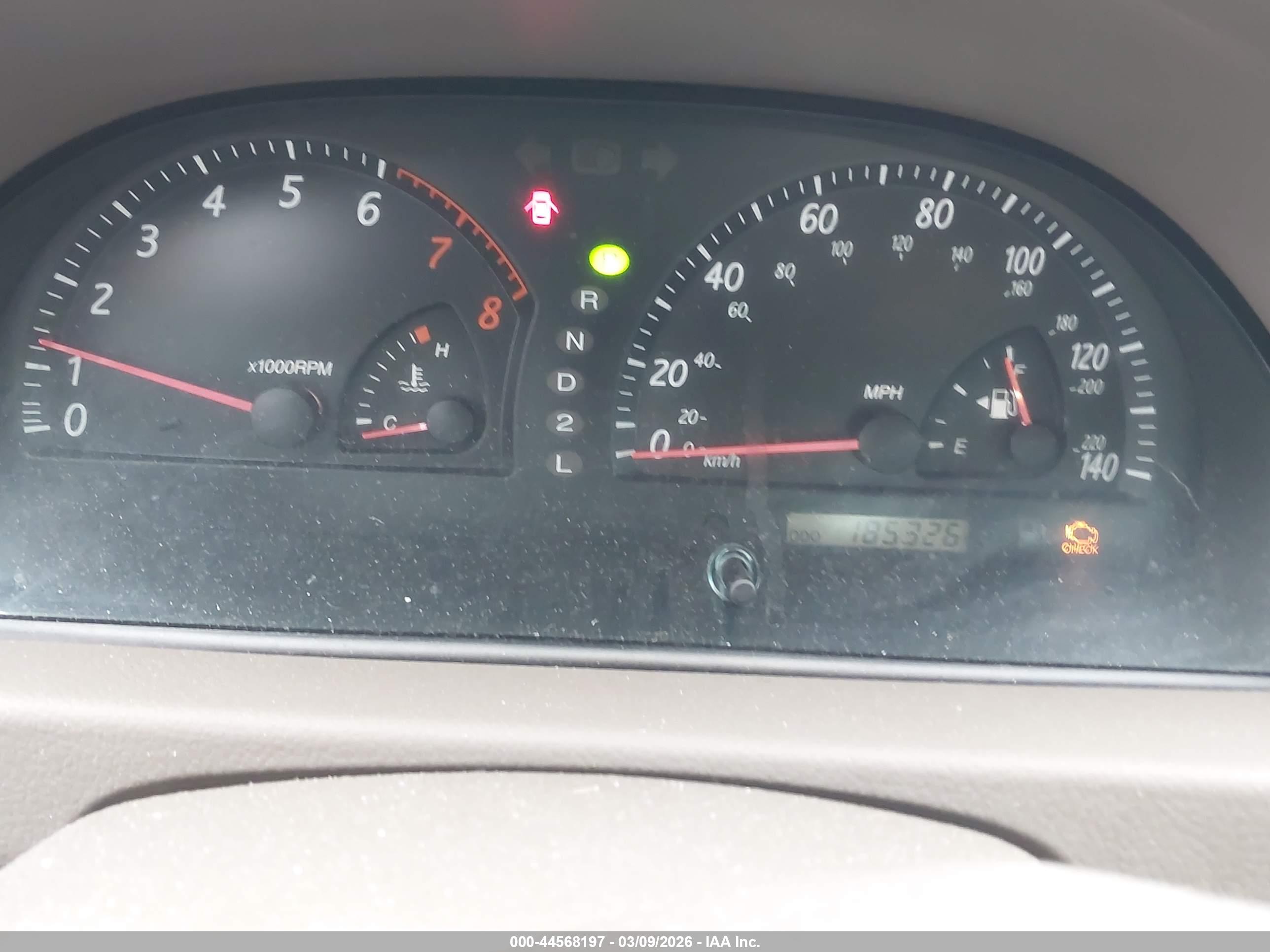 TOYOTA CAMRY image 7