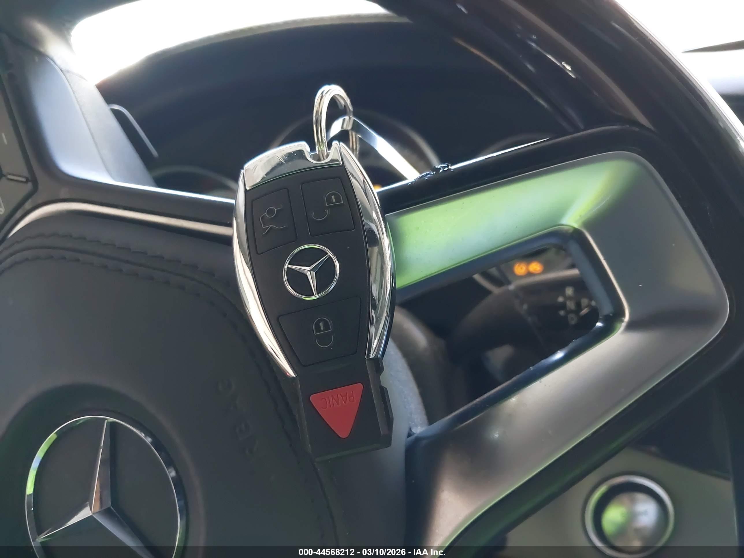 MERCEDES-BENZ CLS image 11