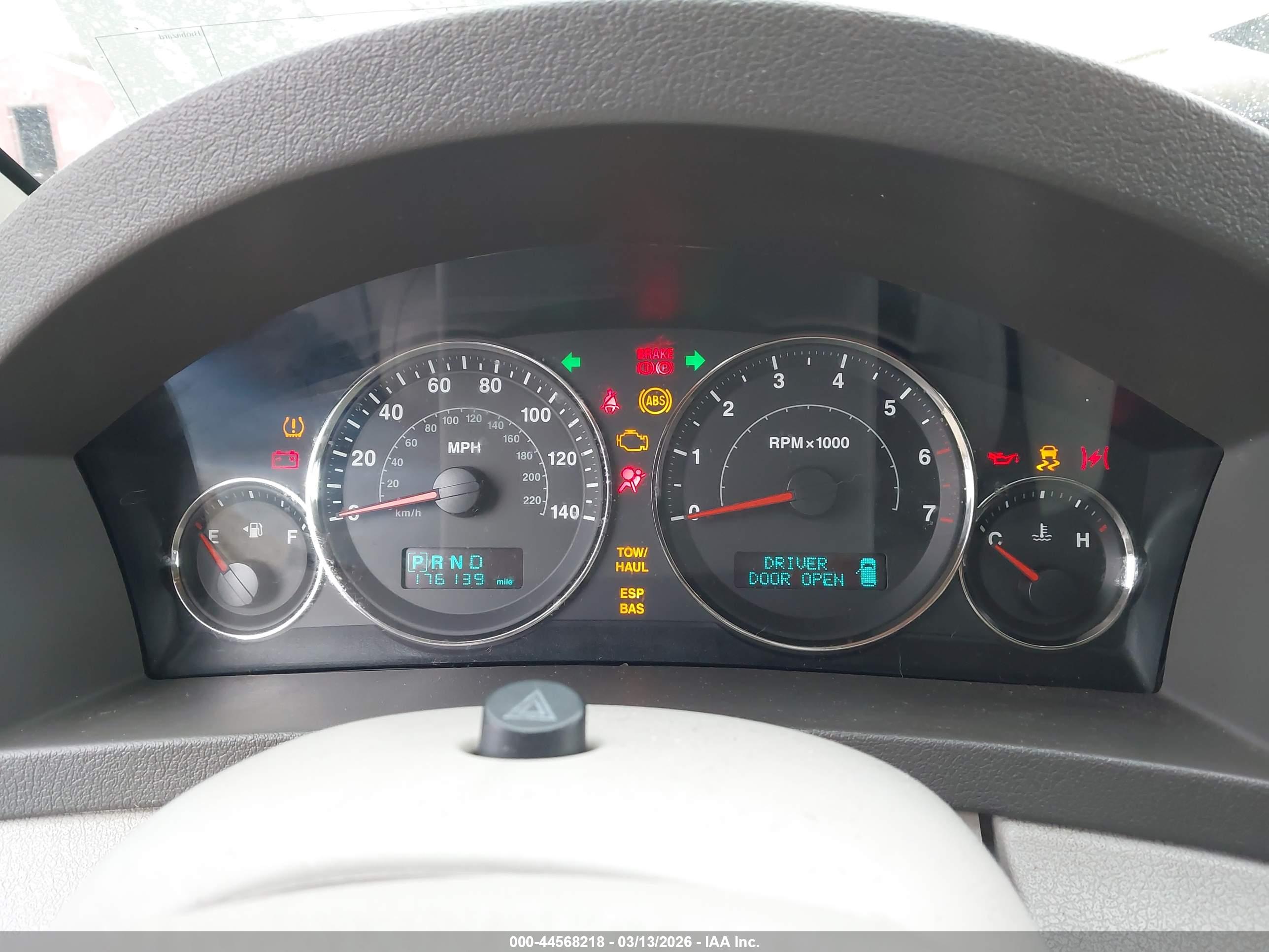 JEEP GRAND image 7