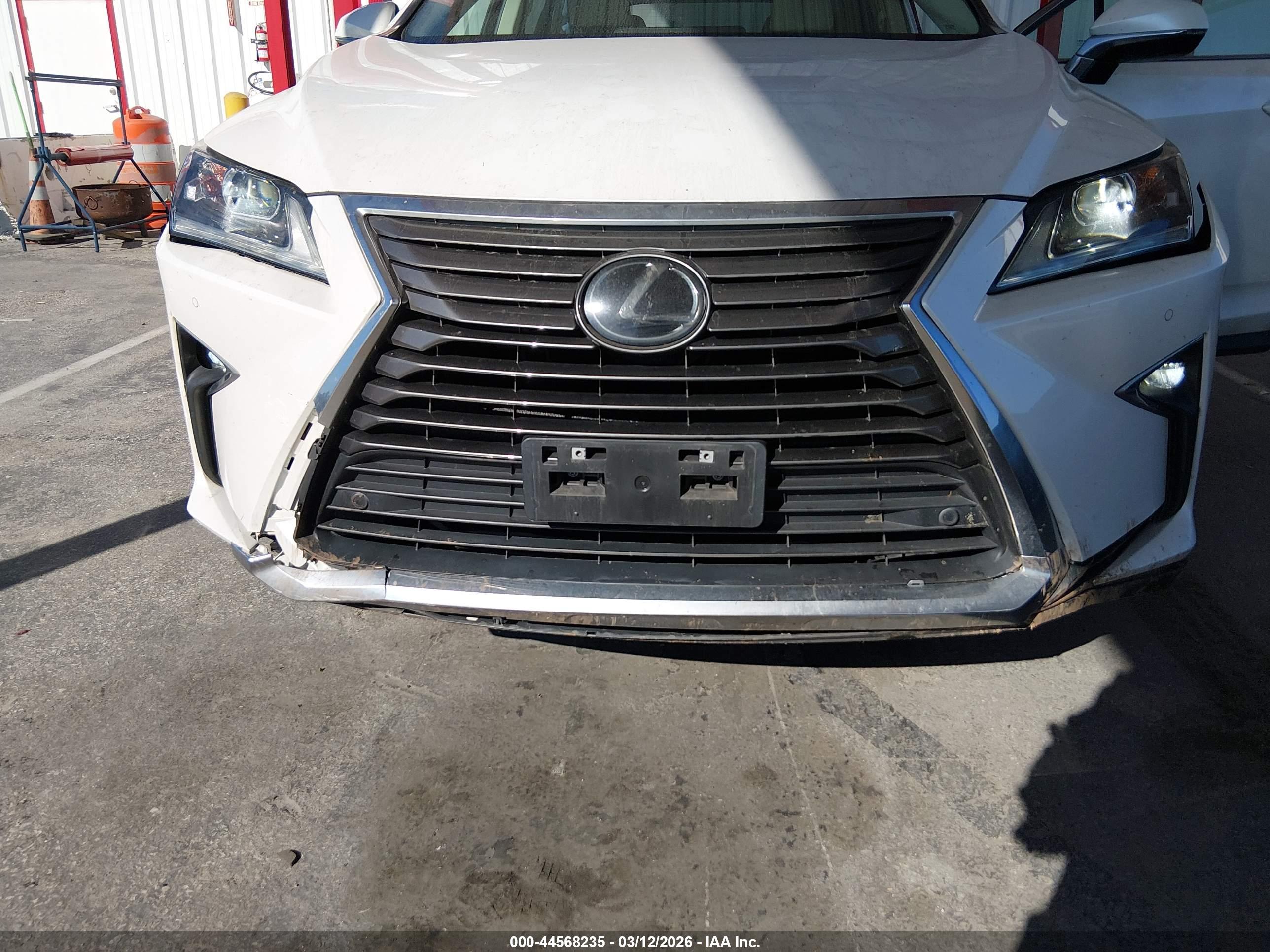 LEXUS RX image 6